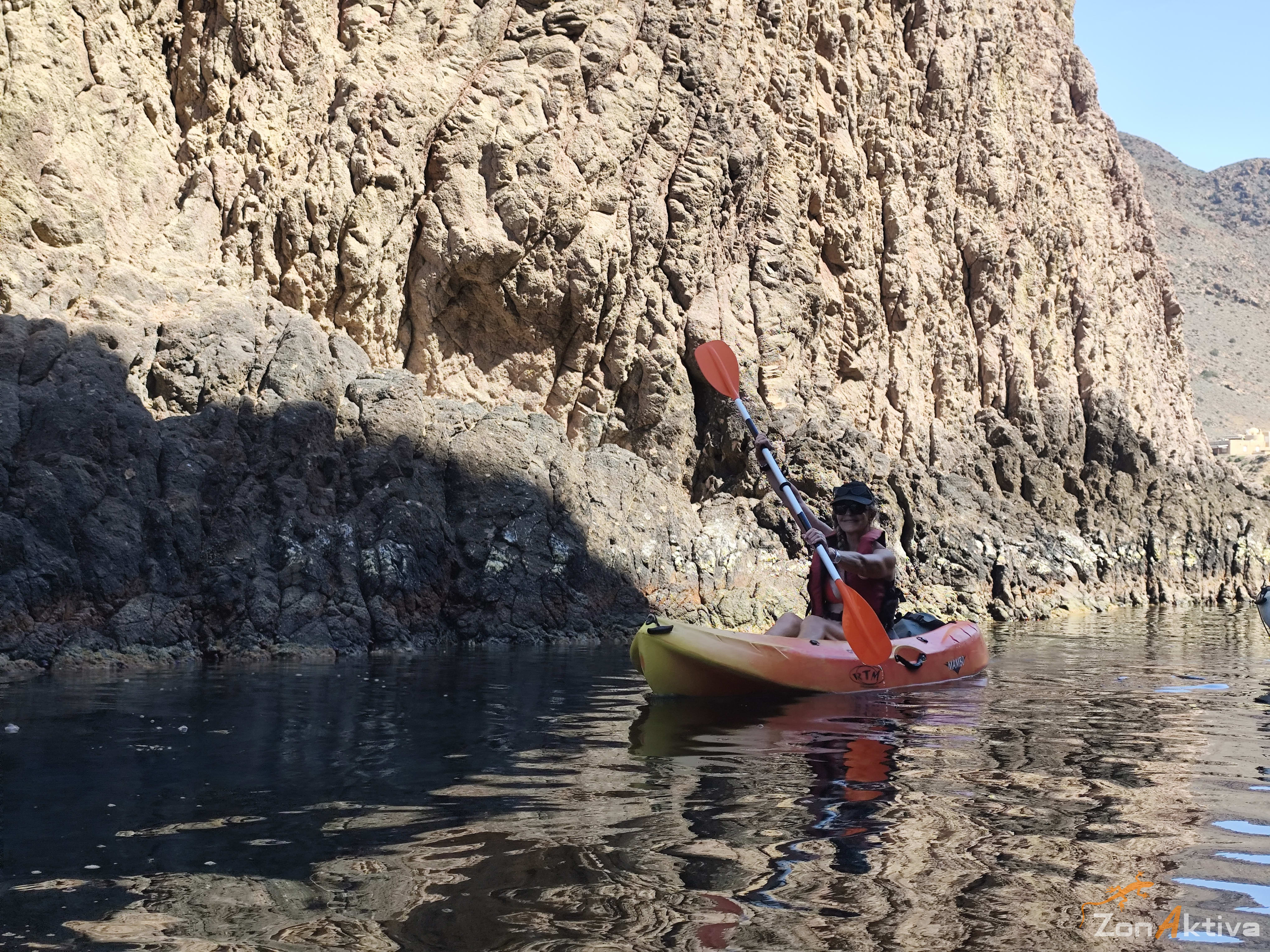 Kayaking in La Fabriquilla Arrecife de las Sirenas, Cabo de Gata – 30 June 2026 (photo 15)