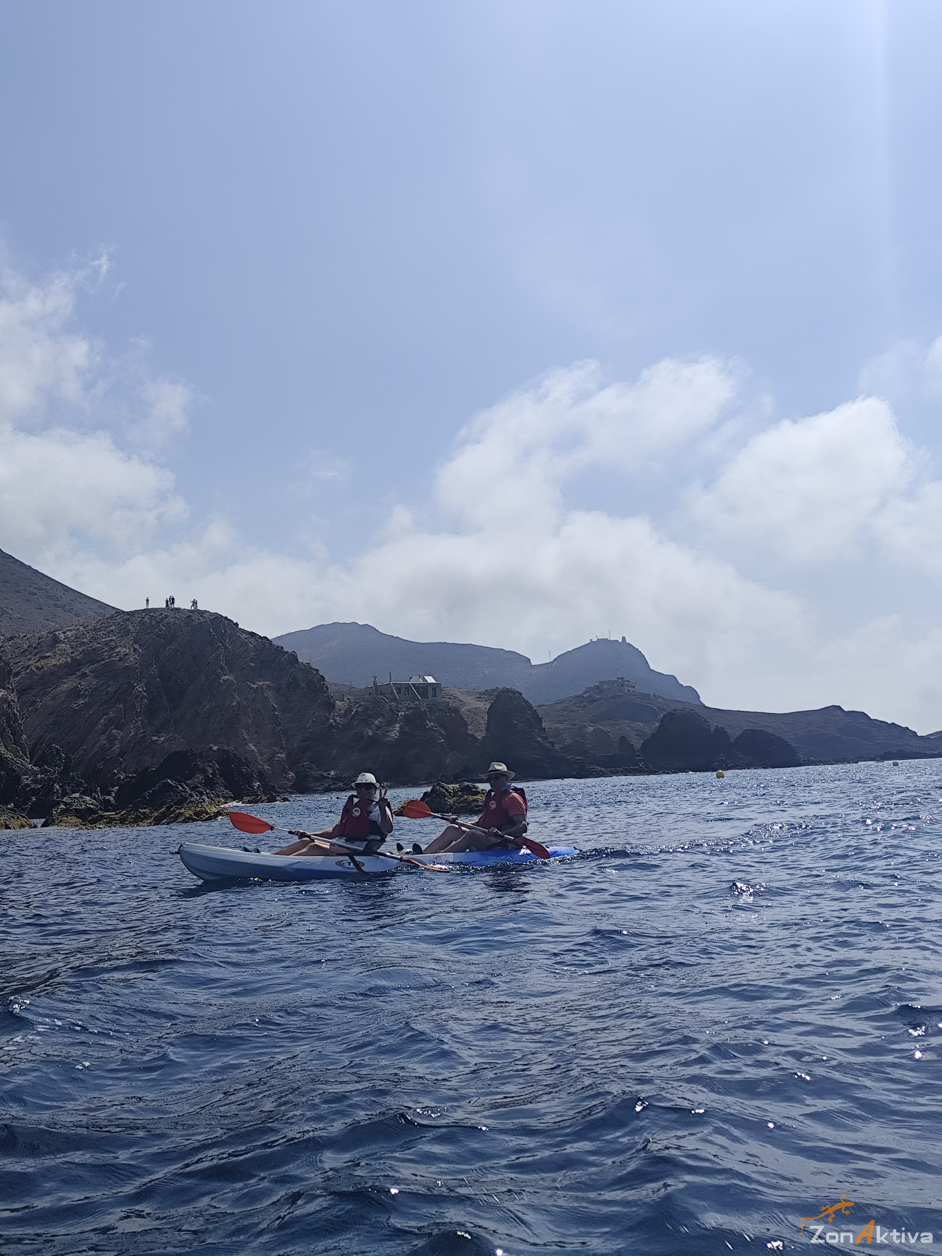 Kayaking in La Fabriquilla Arrecife de las Sirenas, Cabo de Gata – 1 July 2026 (photo 2)