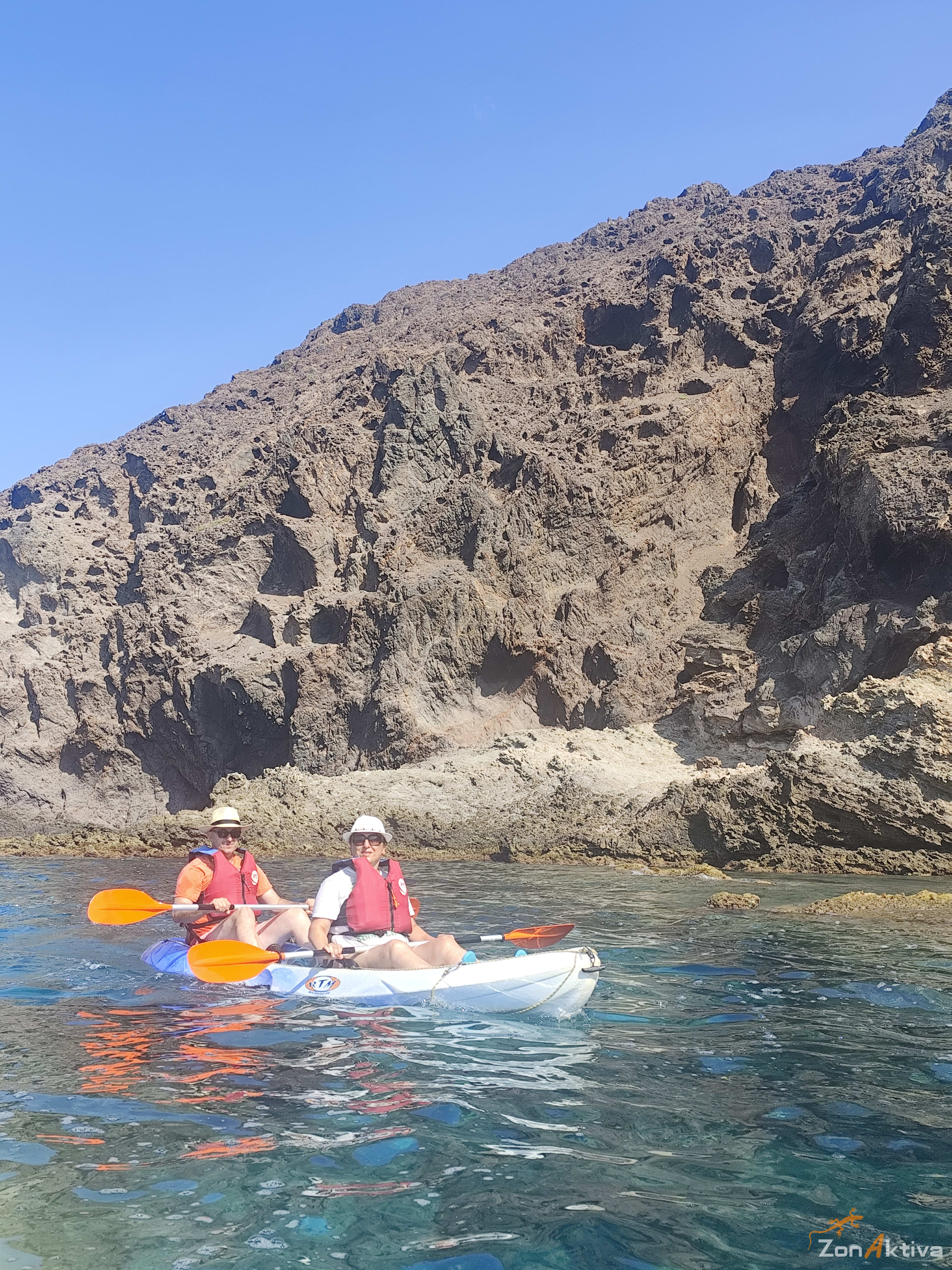 Kayaking in La Fabriquilla Arrecife de las Sirenas, Cabo de Gata – 1 July 2026 (photo 4)
