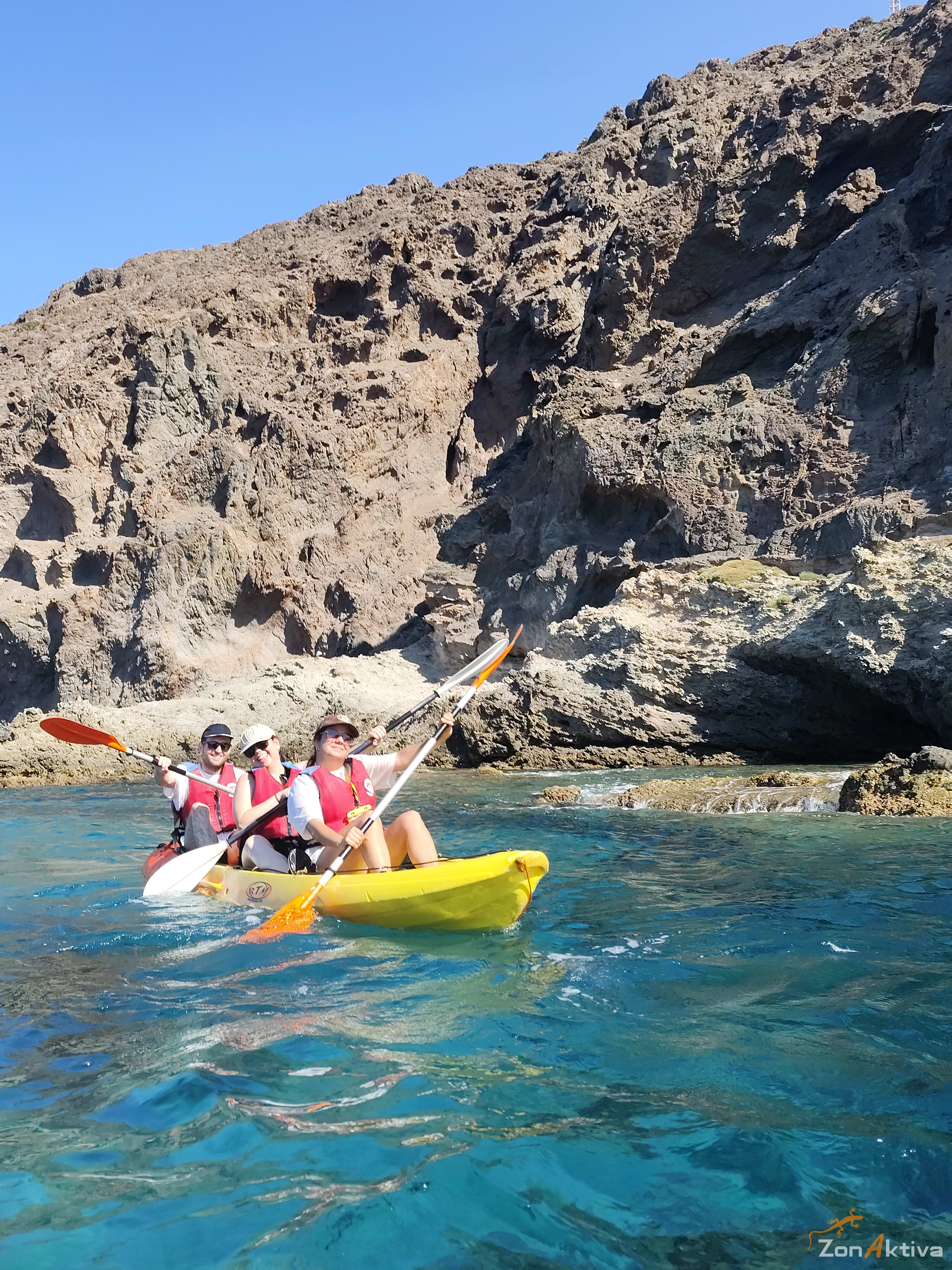 Kayaking in La Fabriquilla Arrecife de las Sirenas, Cabo de Gata – 4 July 2026 (photo 12)