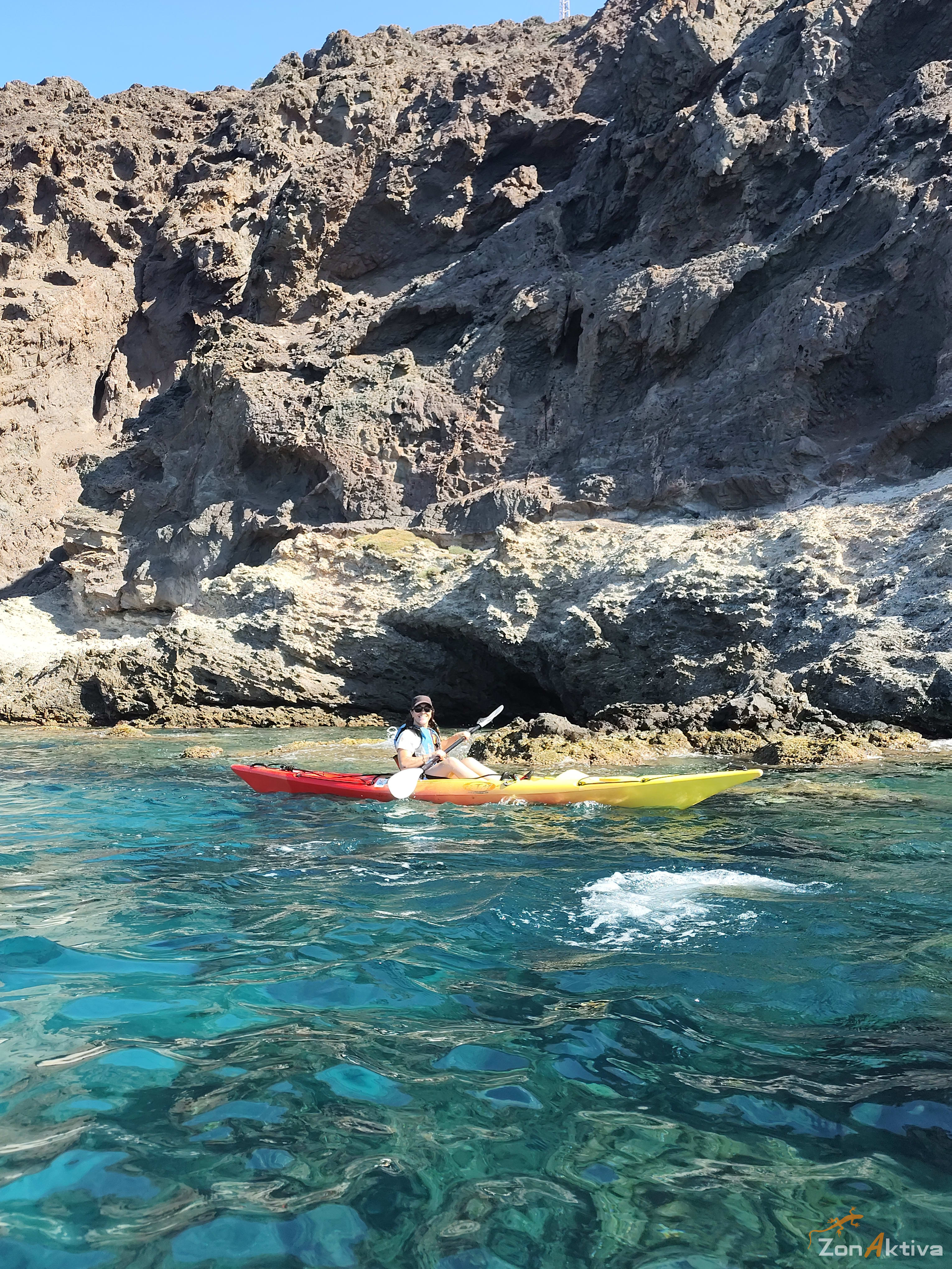 Kayaking in La Fabriquilla Arrecife de las Sirenas, Cabo de Gata – 4 July 2026 (photo 17)