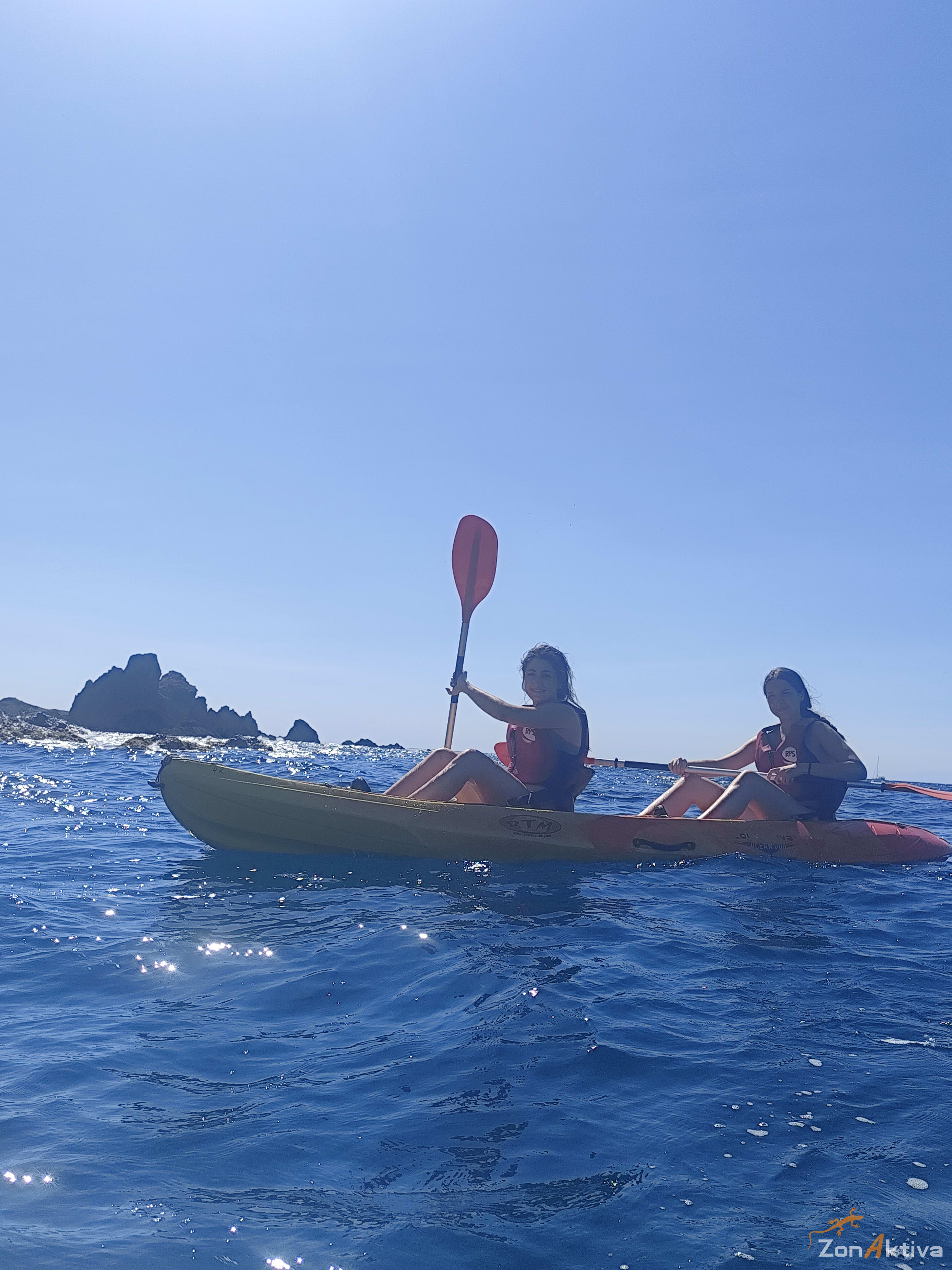 Kayaking in La Fabriquilla Arrecife de las Sirenas, Cabo de Gata – 4 July 2026 (photo 28)