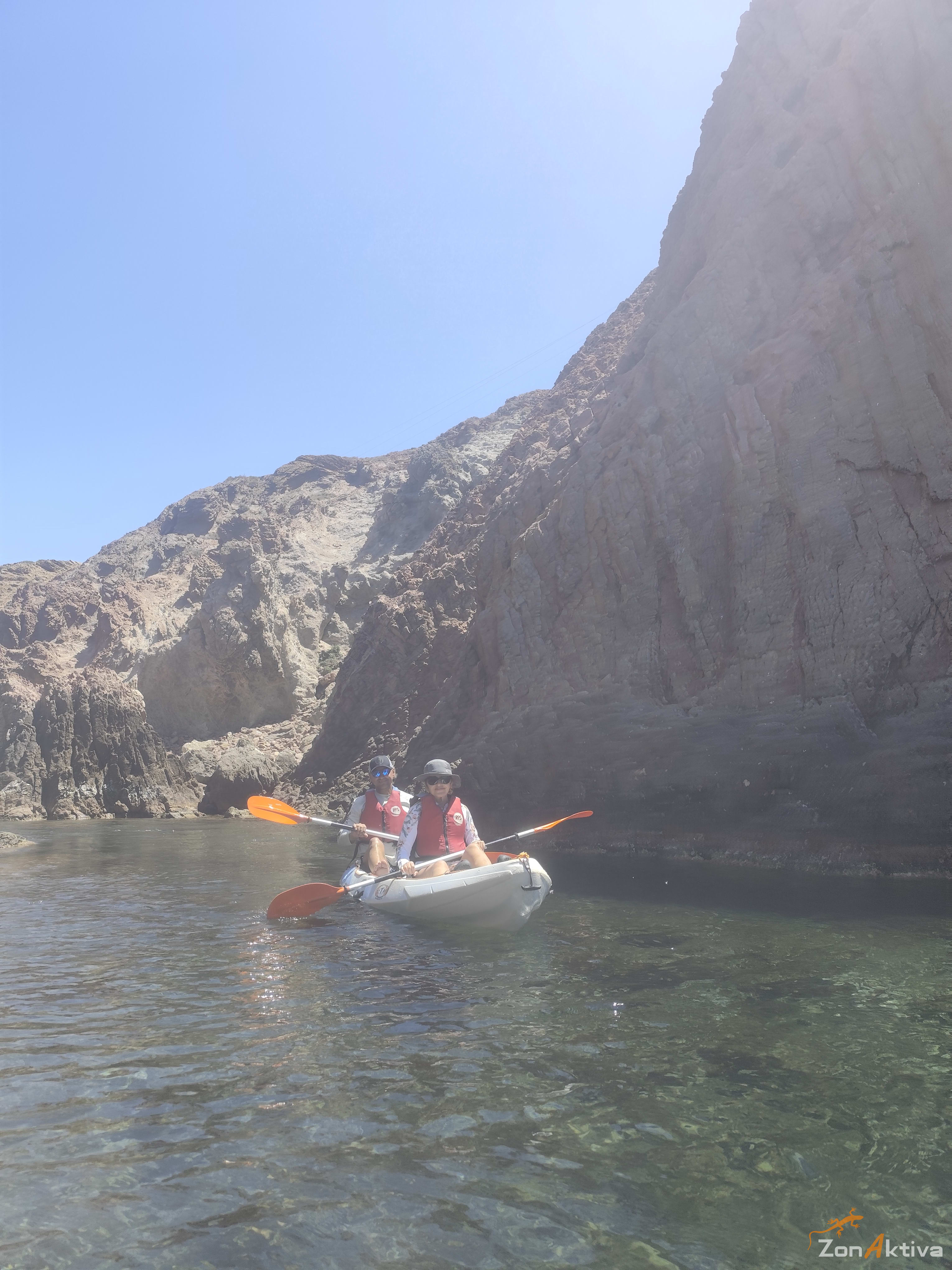 Kayaking in La Fabriquilla Arrecife de las Sirenas, Cabo de Gata – 5 July 2026 (photo 15)