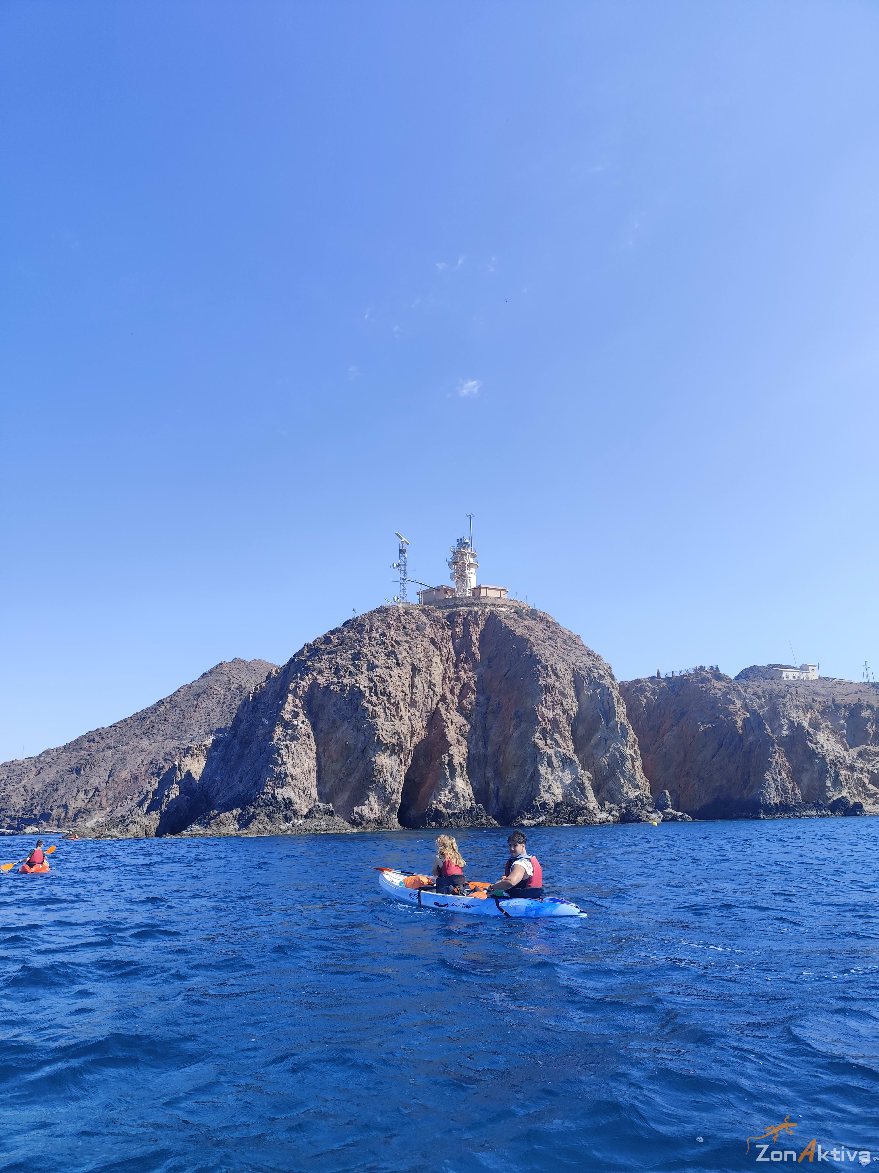 Kayaking in La Fabriquilla Arrecife de las Sirenas, Cabo de Gata – 6 July 2026 (photo 6)
