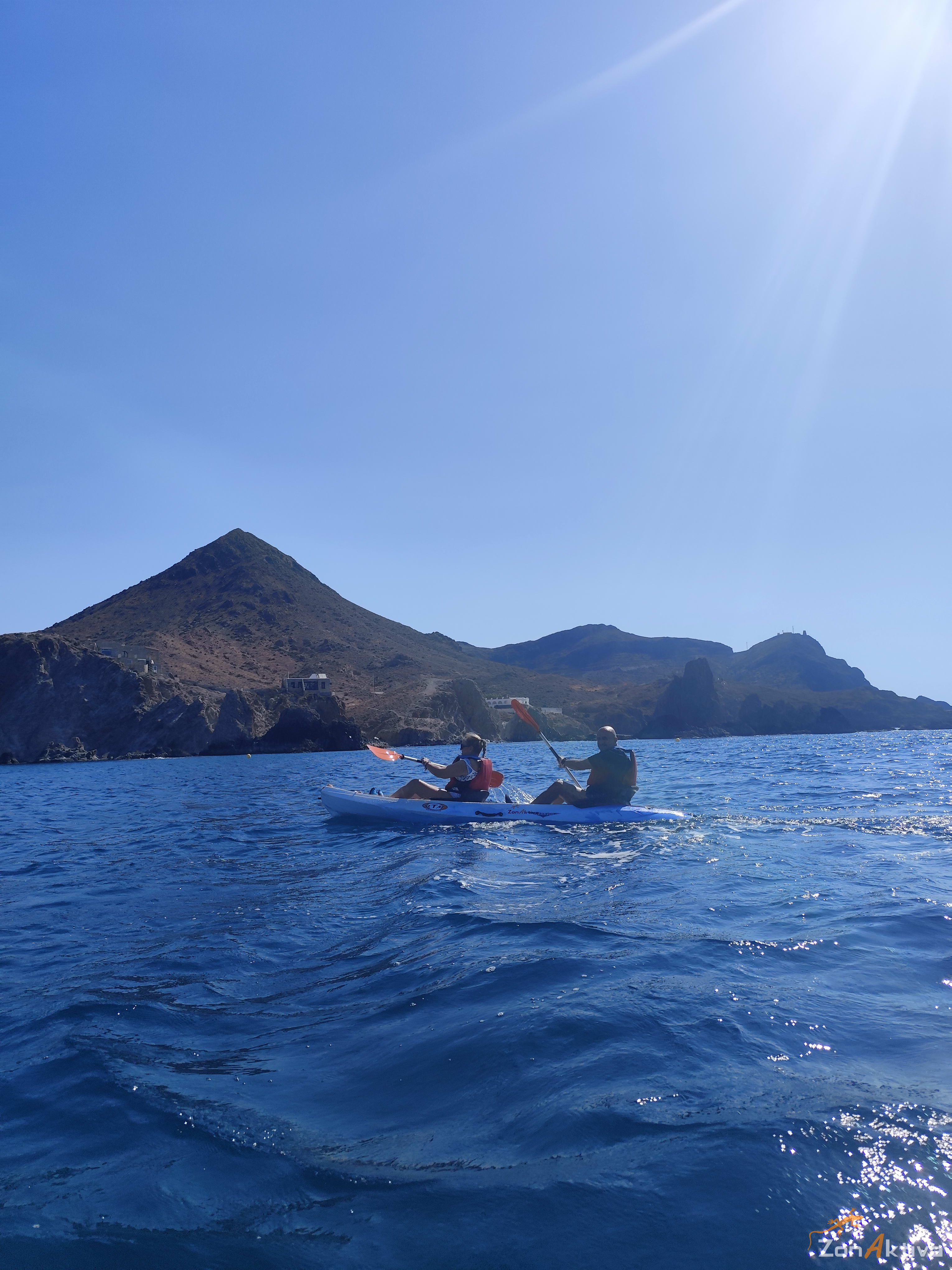 Kayaking in La Fabriquilla Arrecife de las Sirenas, Cabo de Gata – 6 July 2026 (photo 12)