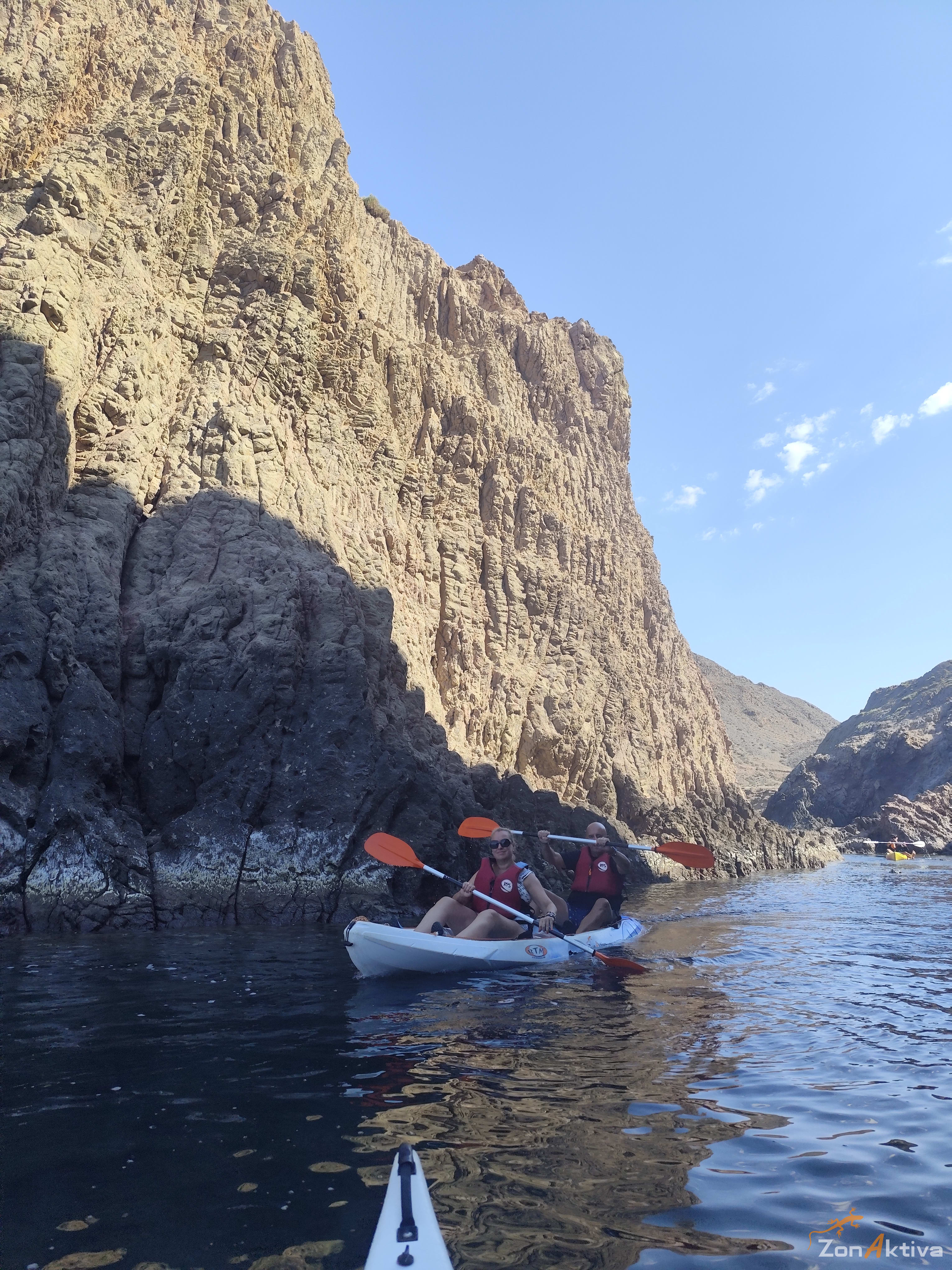 Kayaking in La Fabriquilla Arrecife de las Sirenas, Cabo de Gata – 6 July 2026 (photo 17)