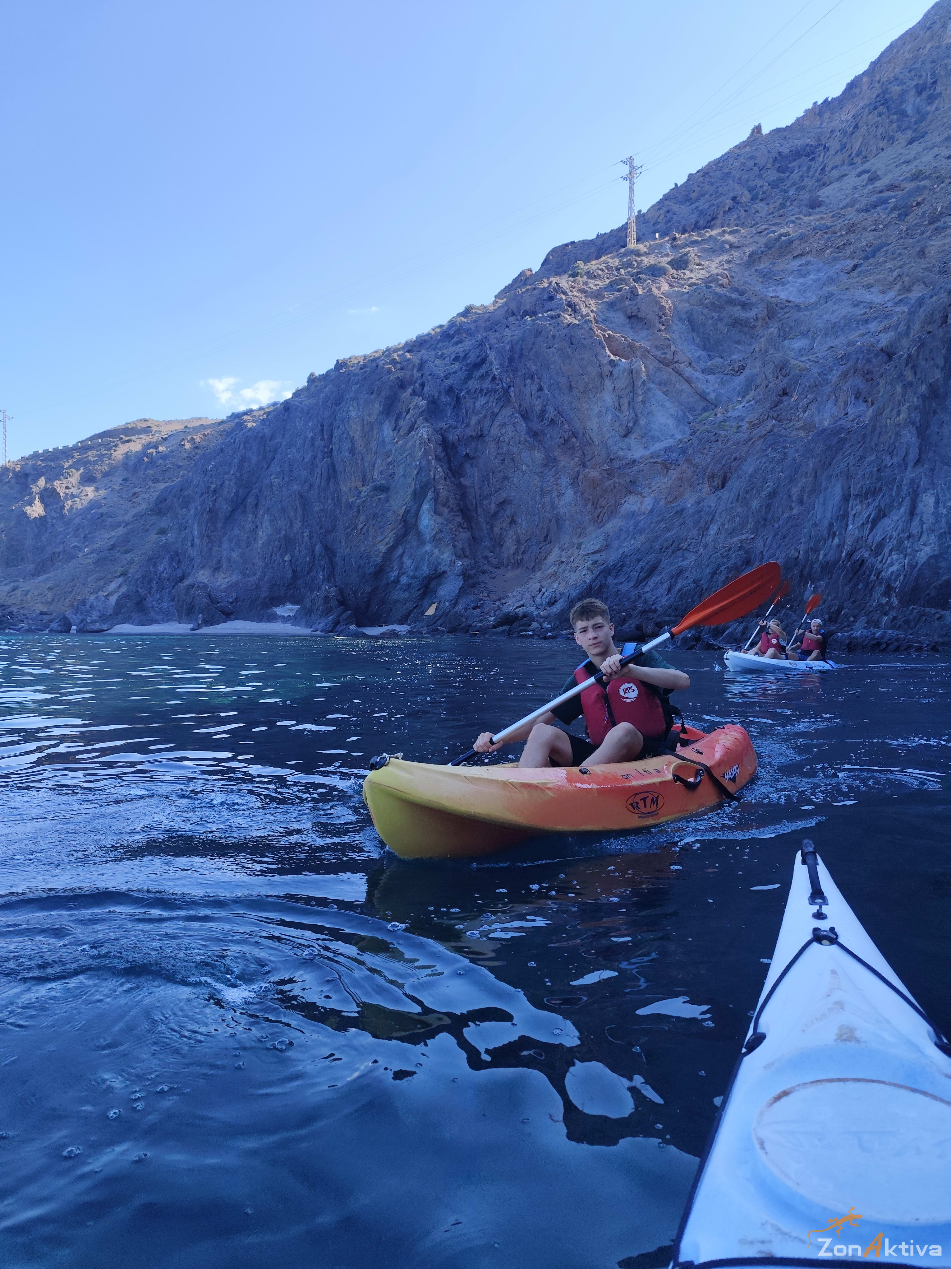 Kayaking in La Fabriquilla Arrecife de las Sirenas, Cabo de Gata – 6 July 2026 (photo 18)