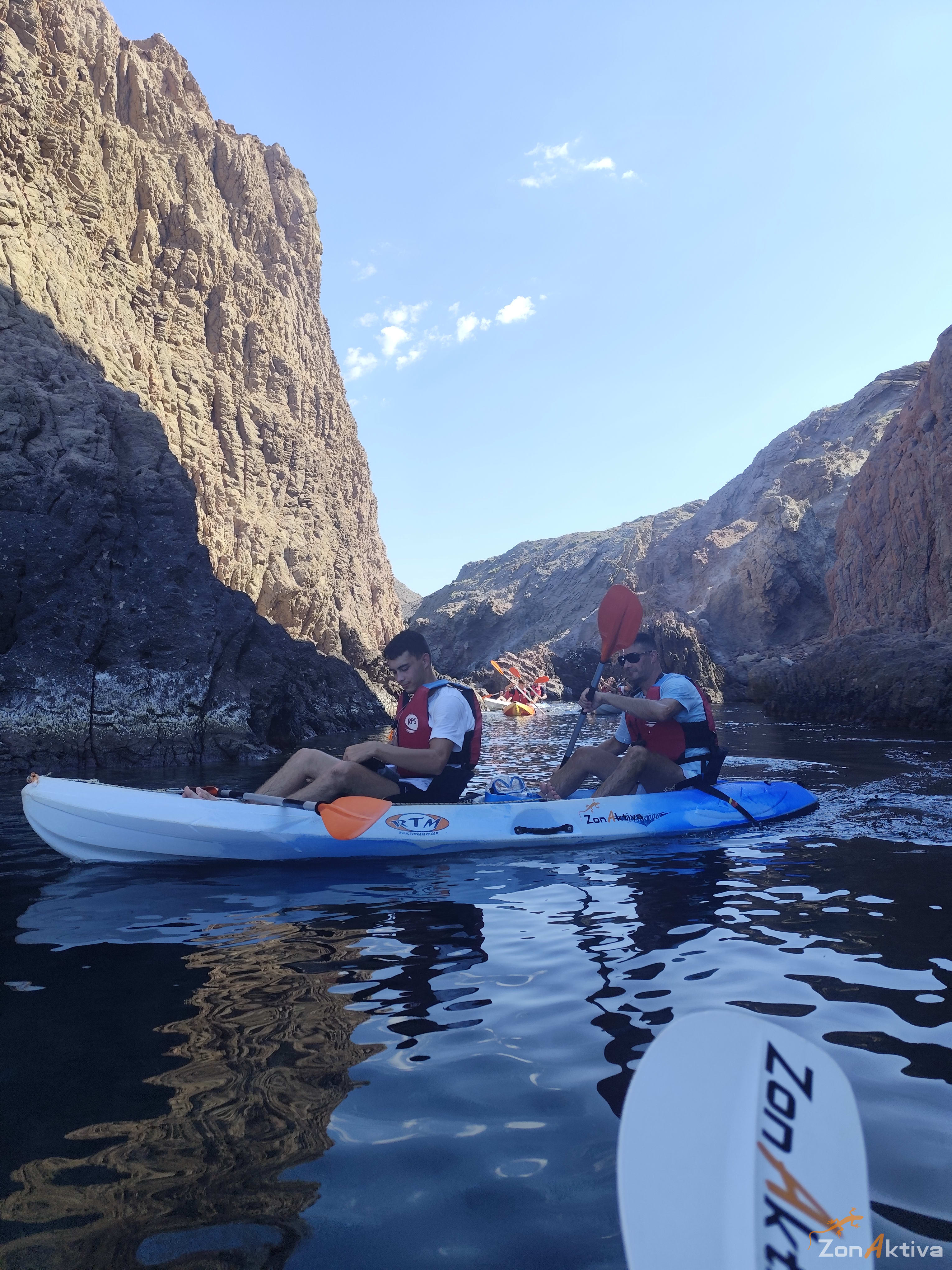 Kayaking in La Fabriquilla Arrecife de las Sirenas, Cabo de Gata – 6 July 2026 (photo 23)