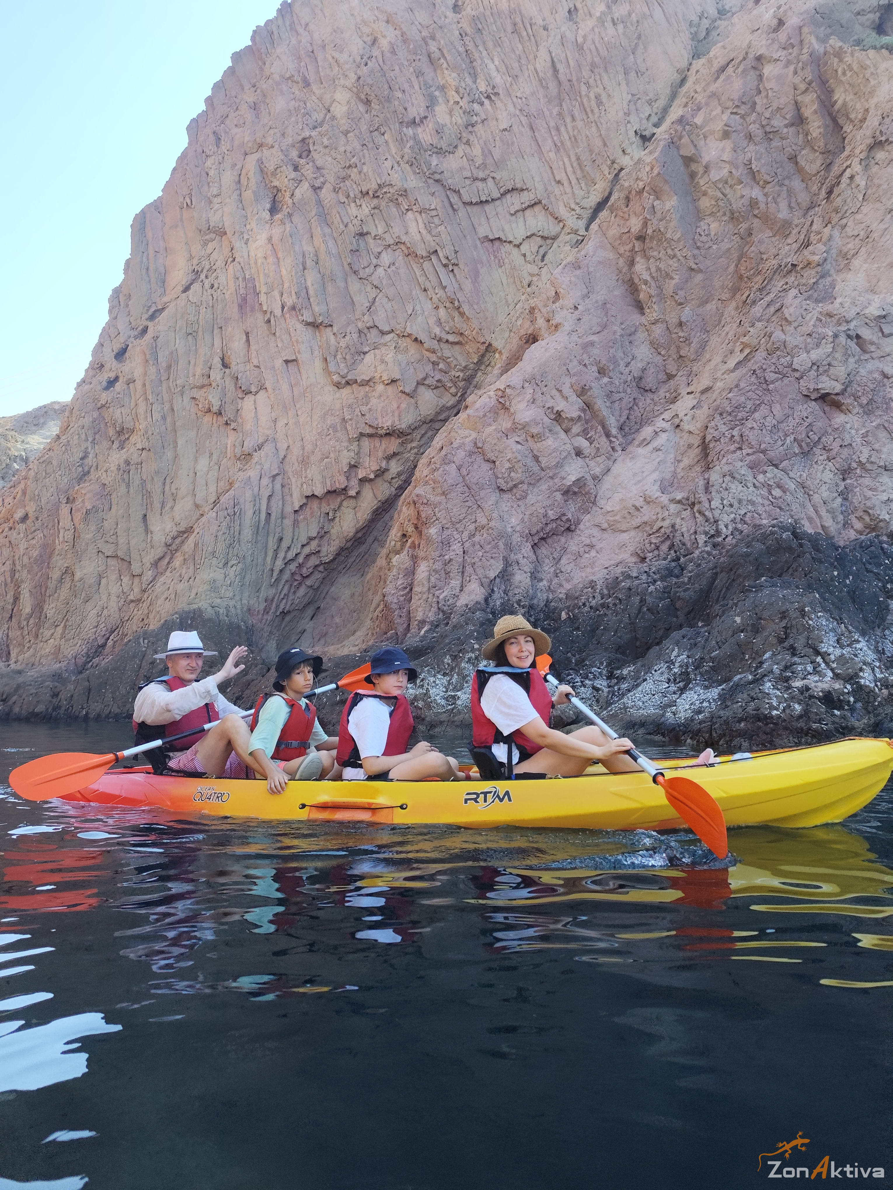 Kayaking in La Fabriquilla Arrecife de las Sirenas, Cabo de Gata – 7 July 2026 (photo 14)
