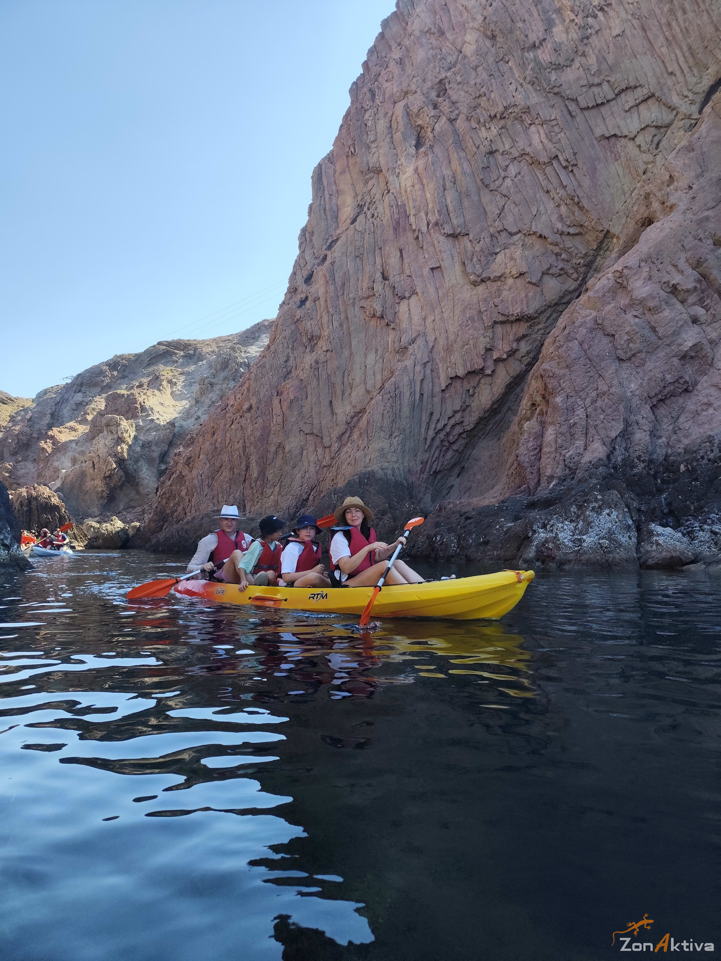 Kayaking in La Fabriquilla Arrecife de las Sirenas, Cabo de Gata – 7 July 2026 (photo 16)