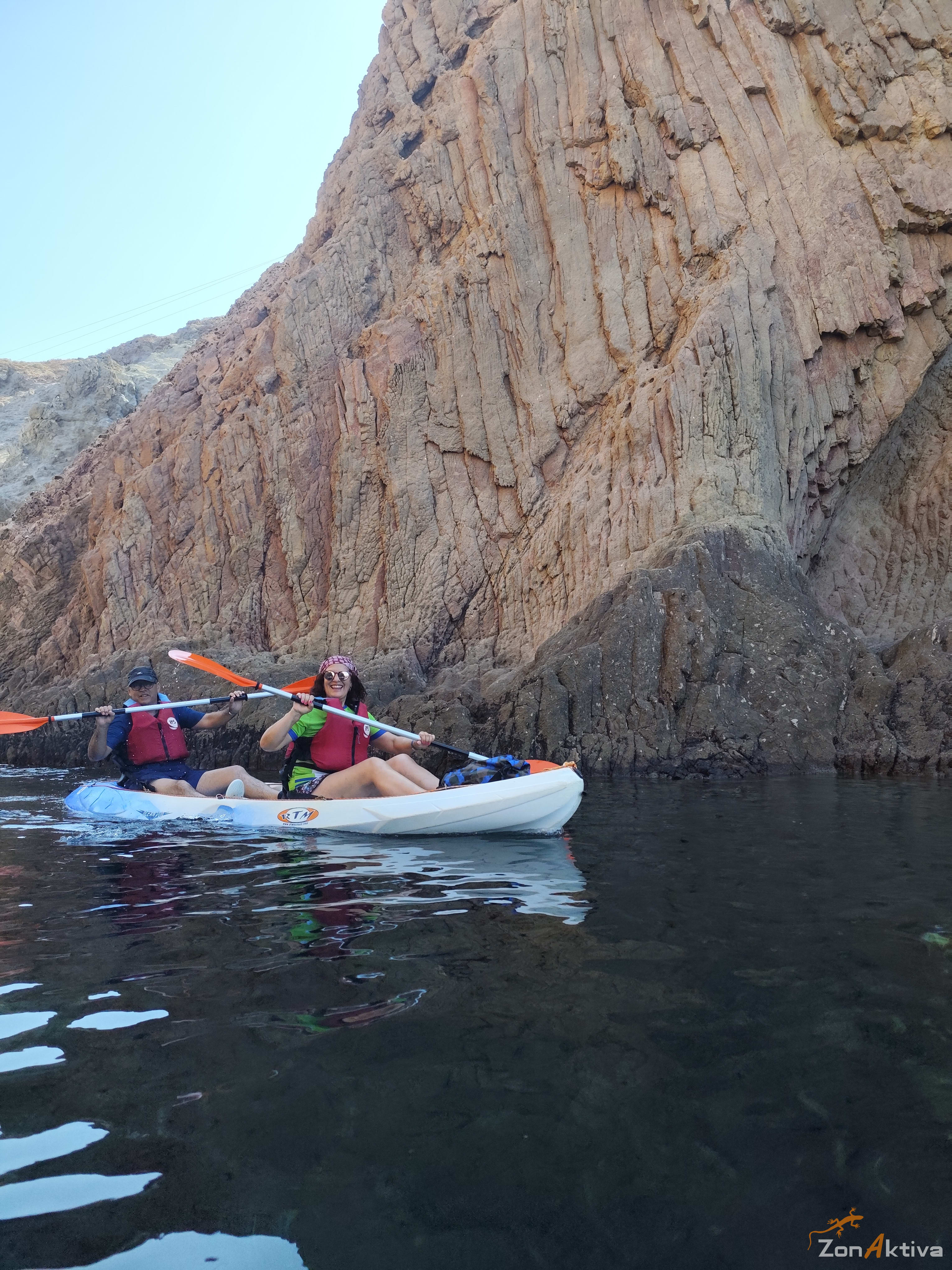 Kayaking in La Fabriquilla Arrecife de las Sirenas, Cabo de Gata – 7 July 2026 (photo 19)