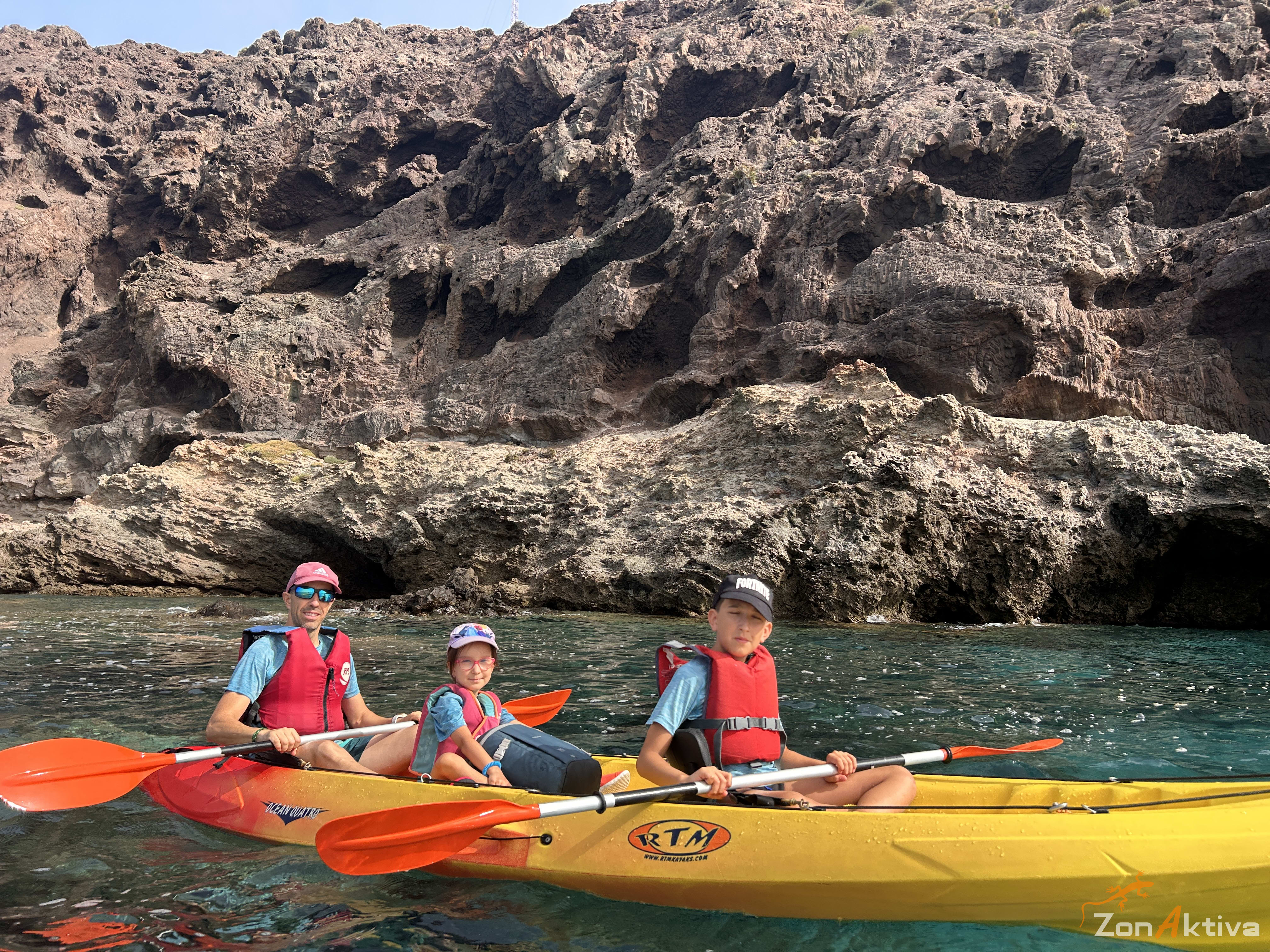 Kayaking in La Fabriquilla Arrecife de las Sirenas, Cabo de Gata – 22 July 2026 (photo 9)