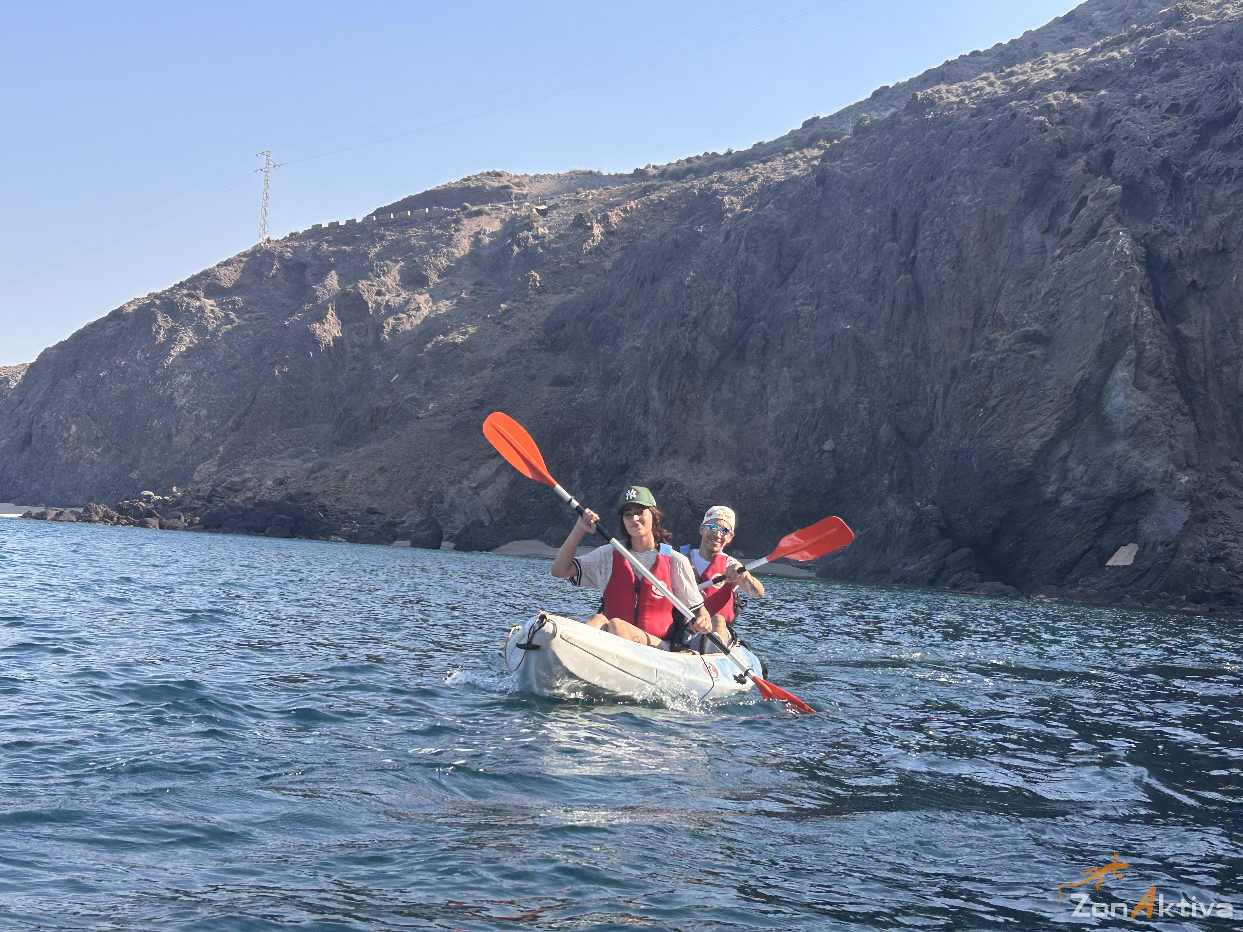 Kayaking in La Fabriquilla Arrecife de las Sirenas, Cabo de Gata – 27 July 2026 (photo 5)