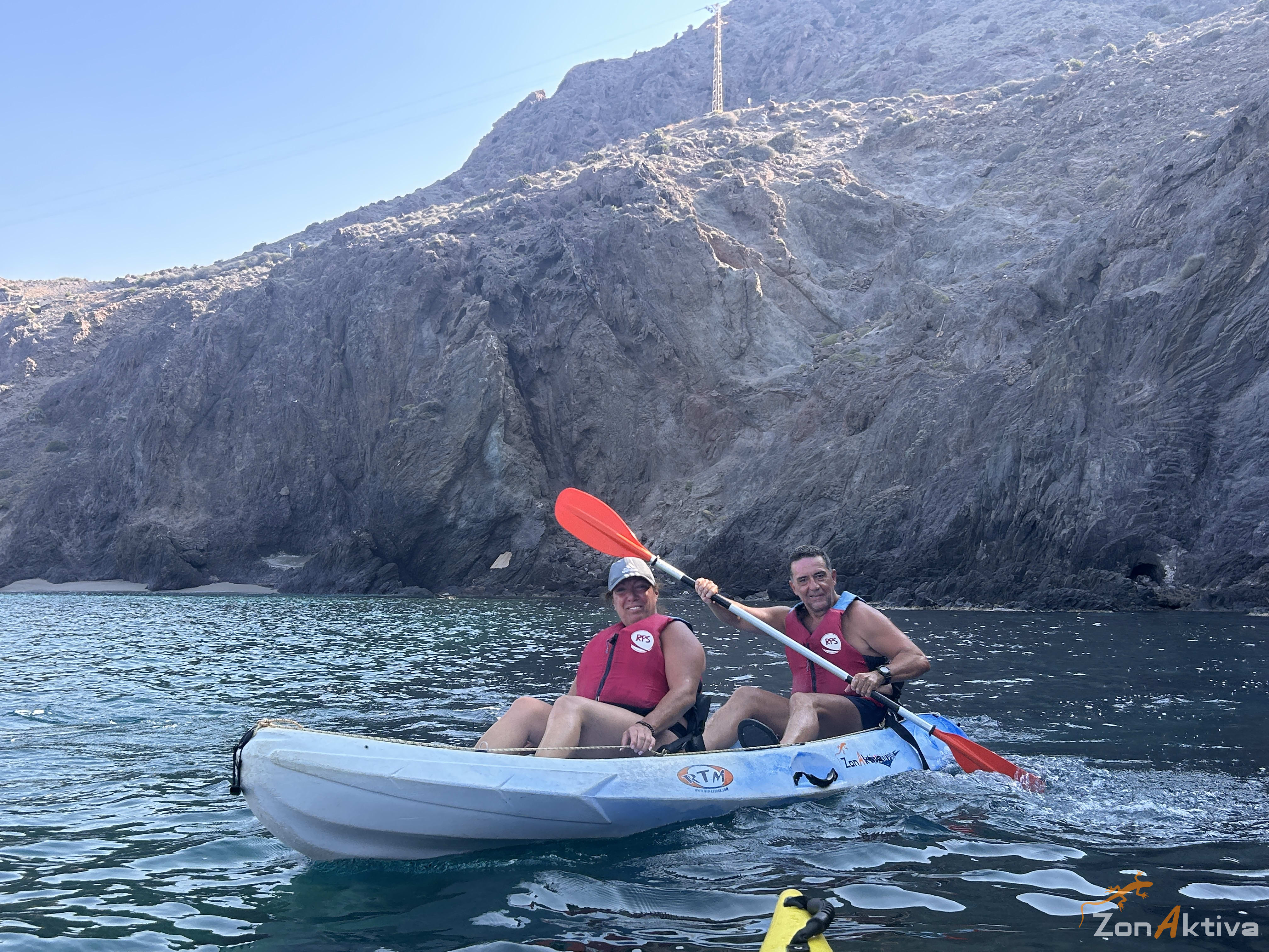 Kayaking in La Fabriquilla Arrecife de las Sirenas, Cabo de Gata – 27 July 2026 (photo 6)