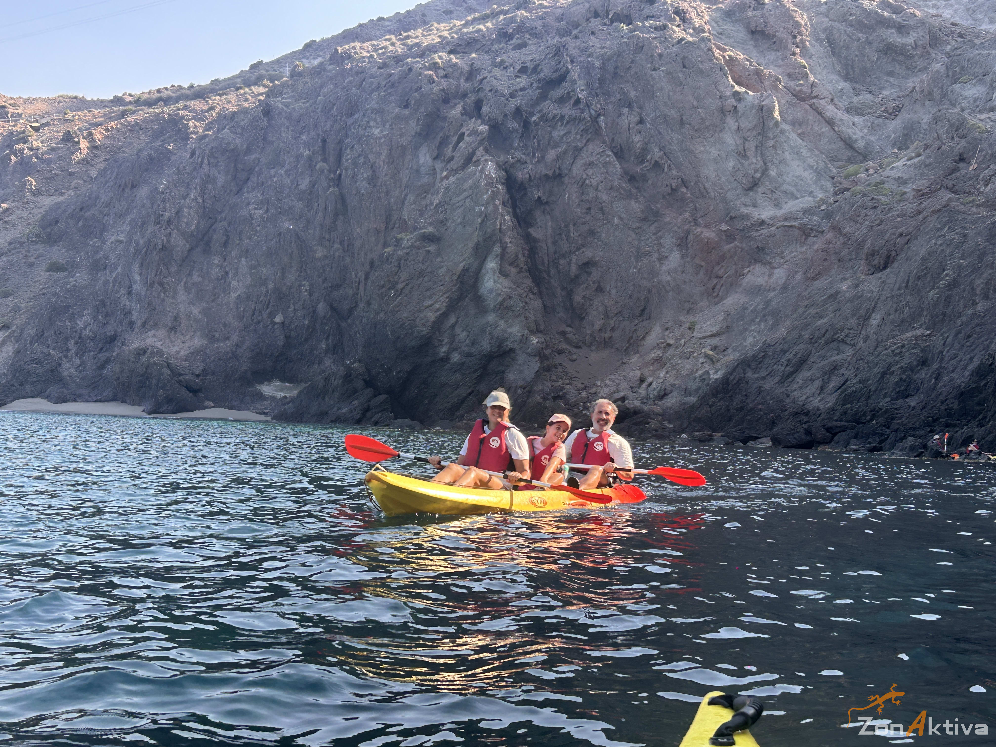 Kayaking in La Fabriquilla Arrecife de las Sirenas, Cabo de Gata – 27 July 2026 (photo 7)