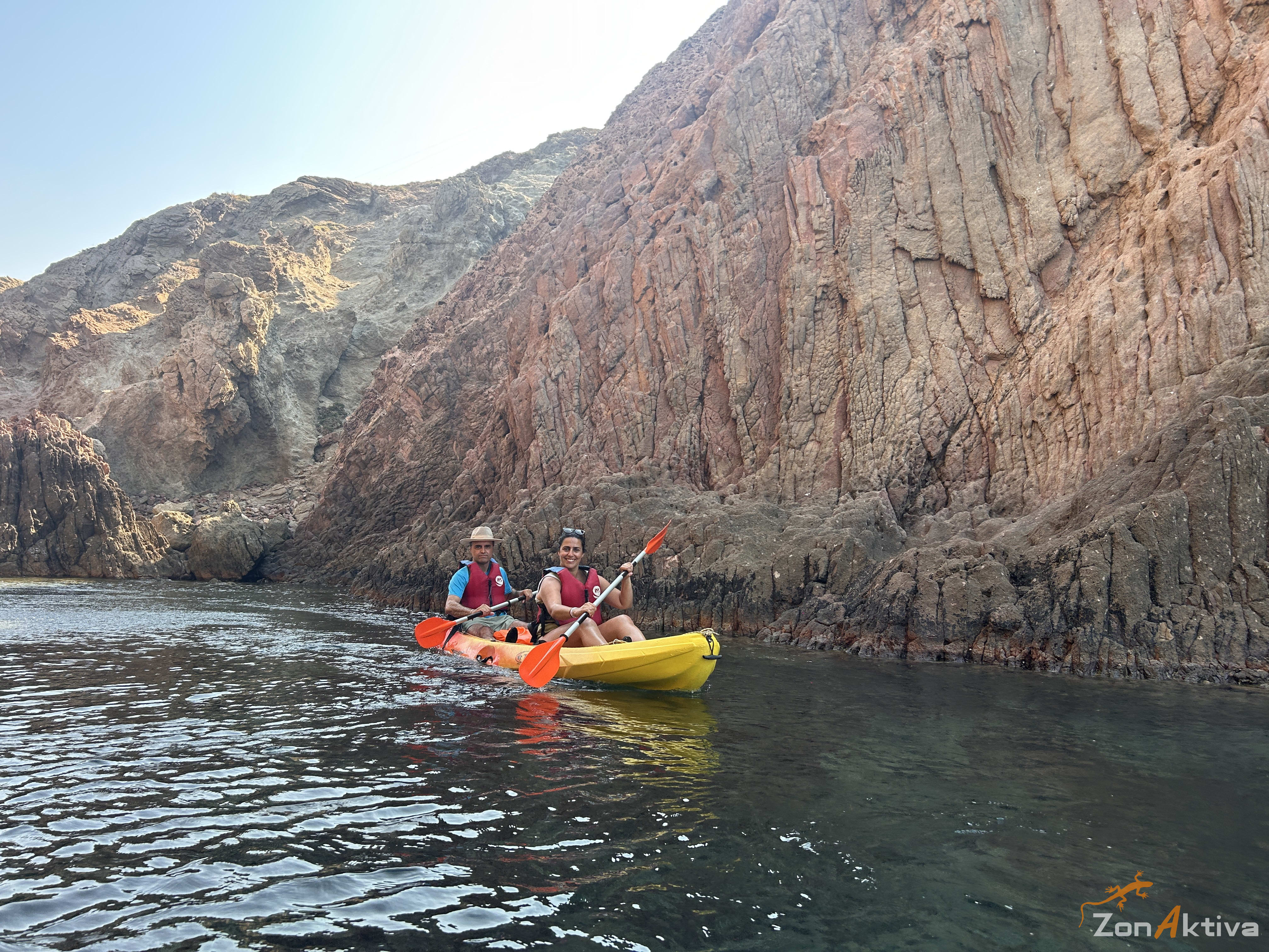 Kayaking in La Fabriquilla Arrecife de las Sirenas, Cabo de Gata – 27 July 2026 (photo 10)