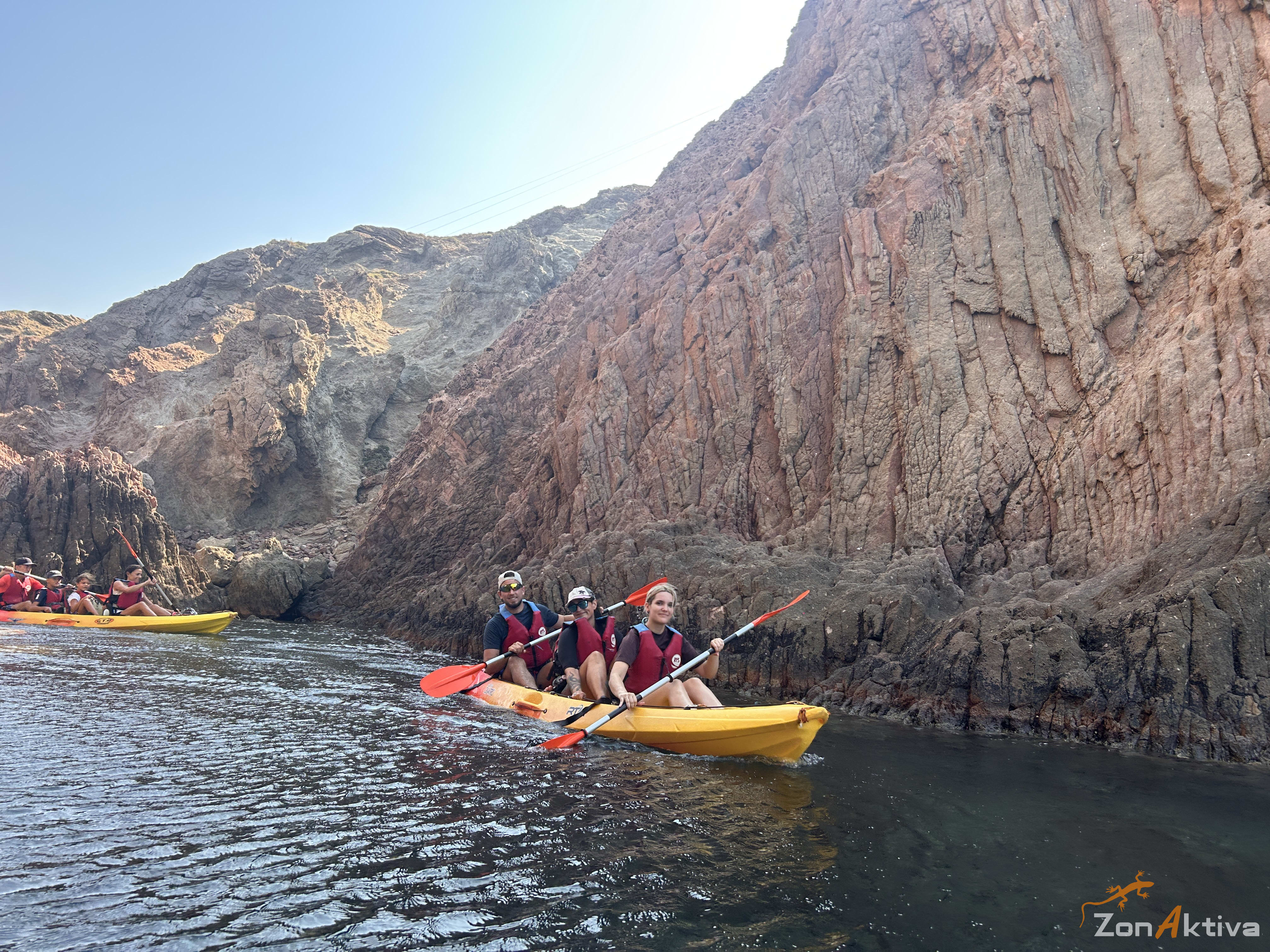 Kayaking in La Fabriquilla Arrecife de las Sirenas, Cabo de Gata – 27 July 2026 (photo 12)