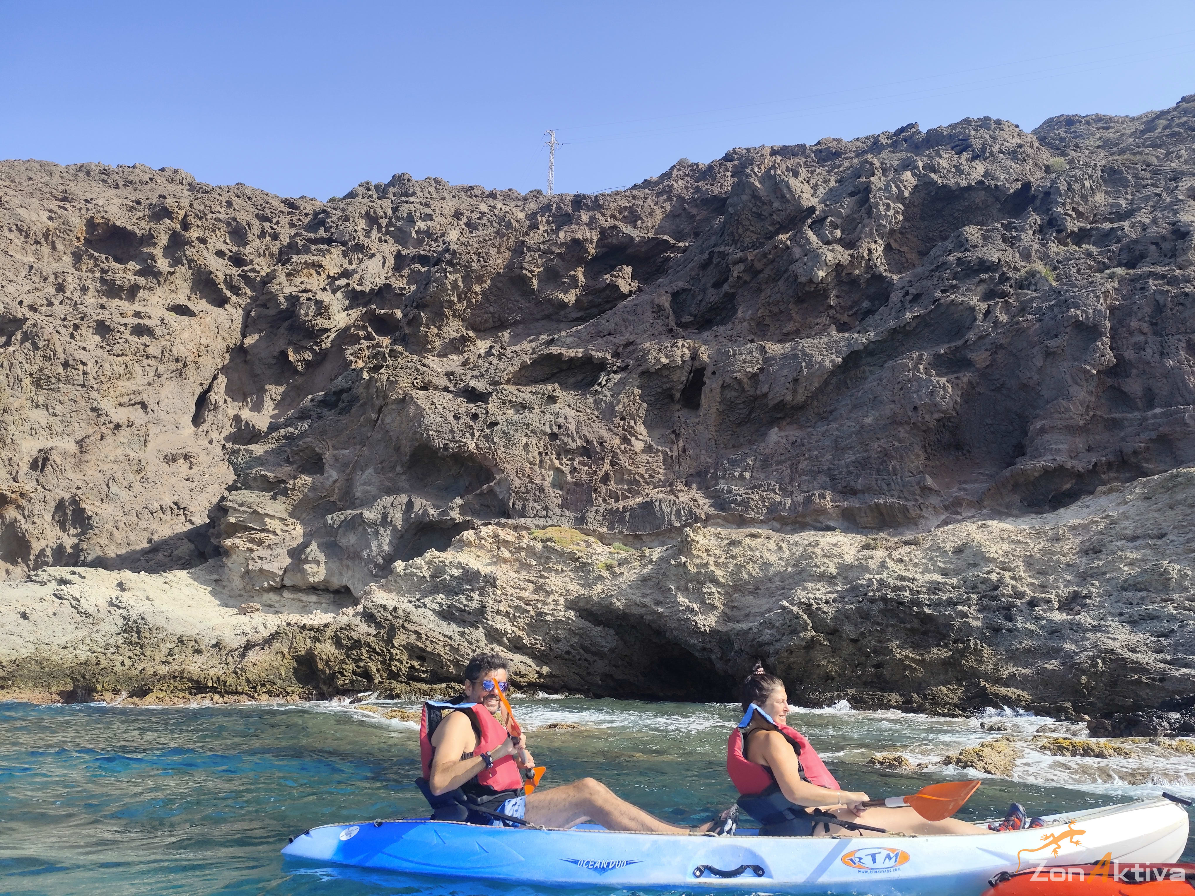 Kayaking in La Fabriquilla Arrecife de las Sirenas, Cabo de Gata – 29 July 2026 (photo 3)