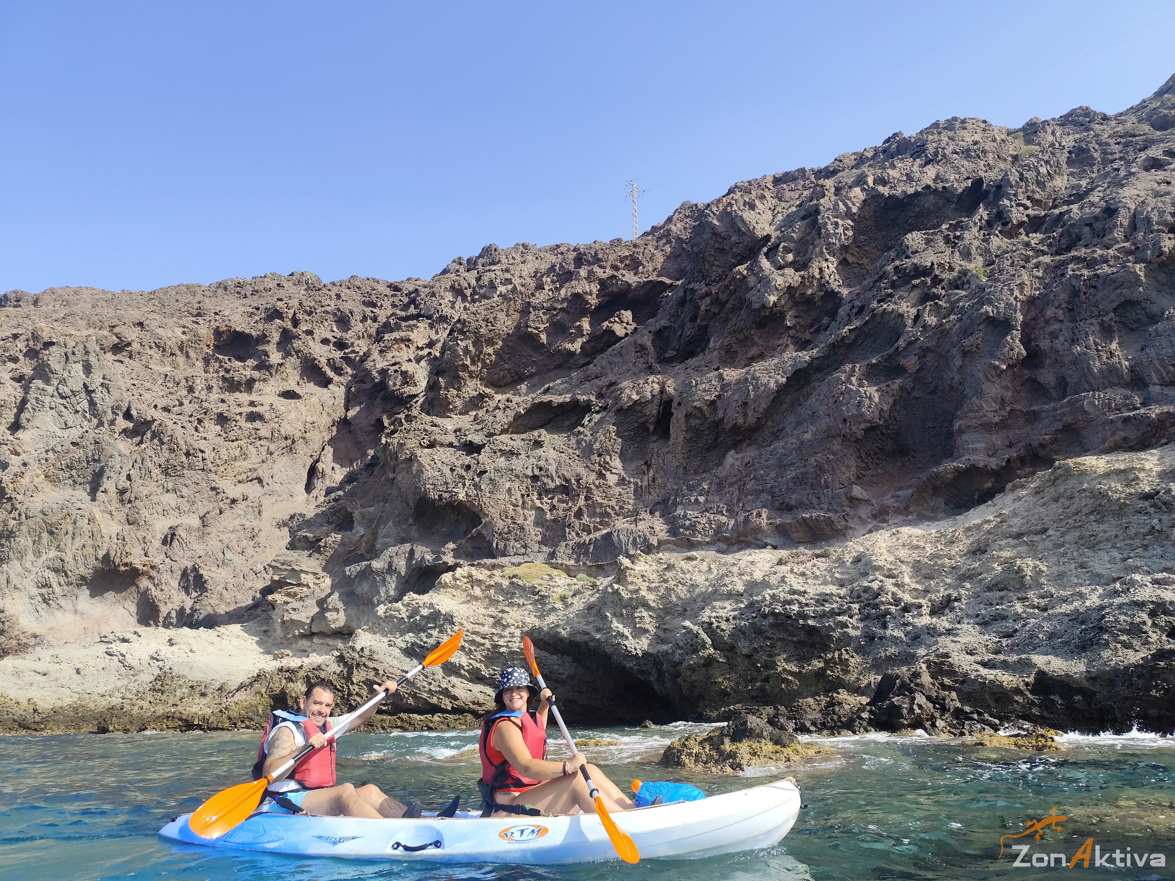Kayaking in La Fabriquilla Arrecife de las Sirenas, Cabo de Gata – 29 July 2026 (photo 5)