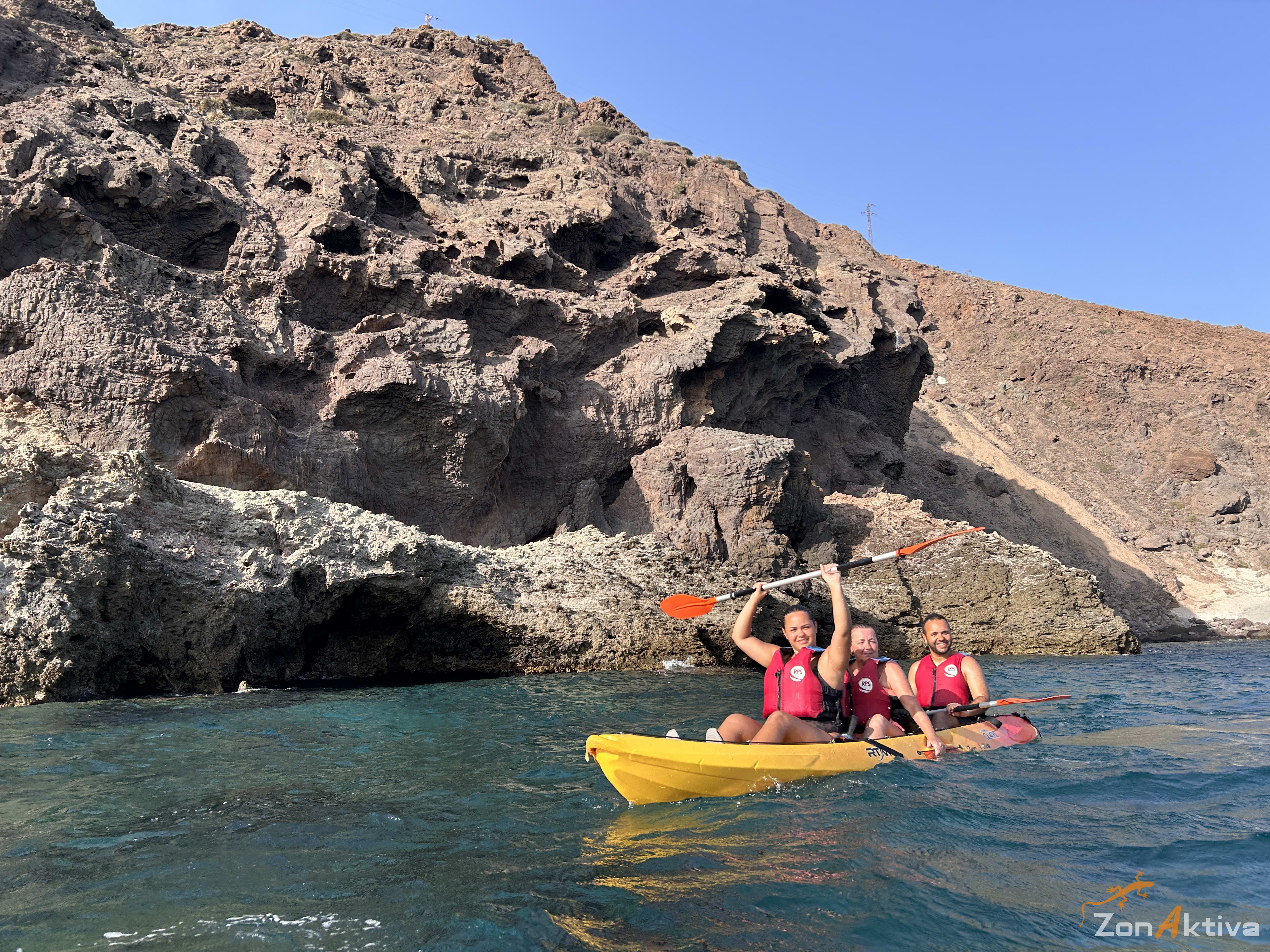 Kayaking in La Fabriquilla Arrecife de las Sirenas, Cabo de Gata – 30 July 2026 (photo 8)