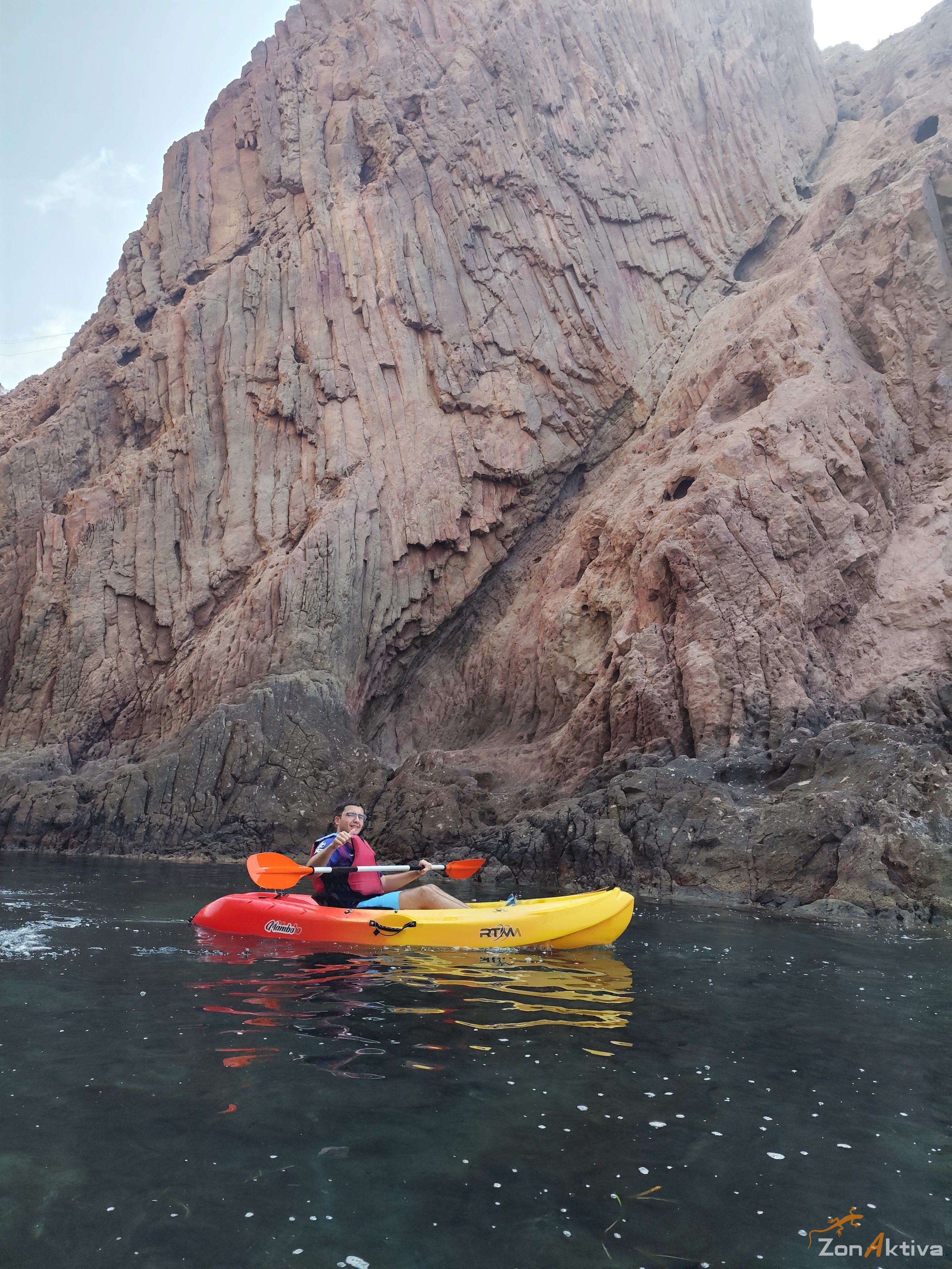 Kayaking in La Fabriquilla Arrecife de las Sirenas, Cabo de Gata – 30 July 2026 (photo 10)