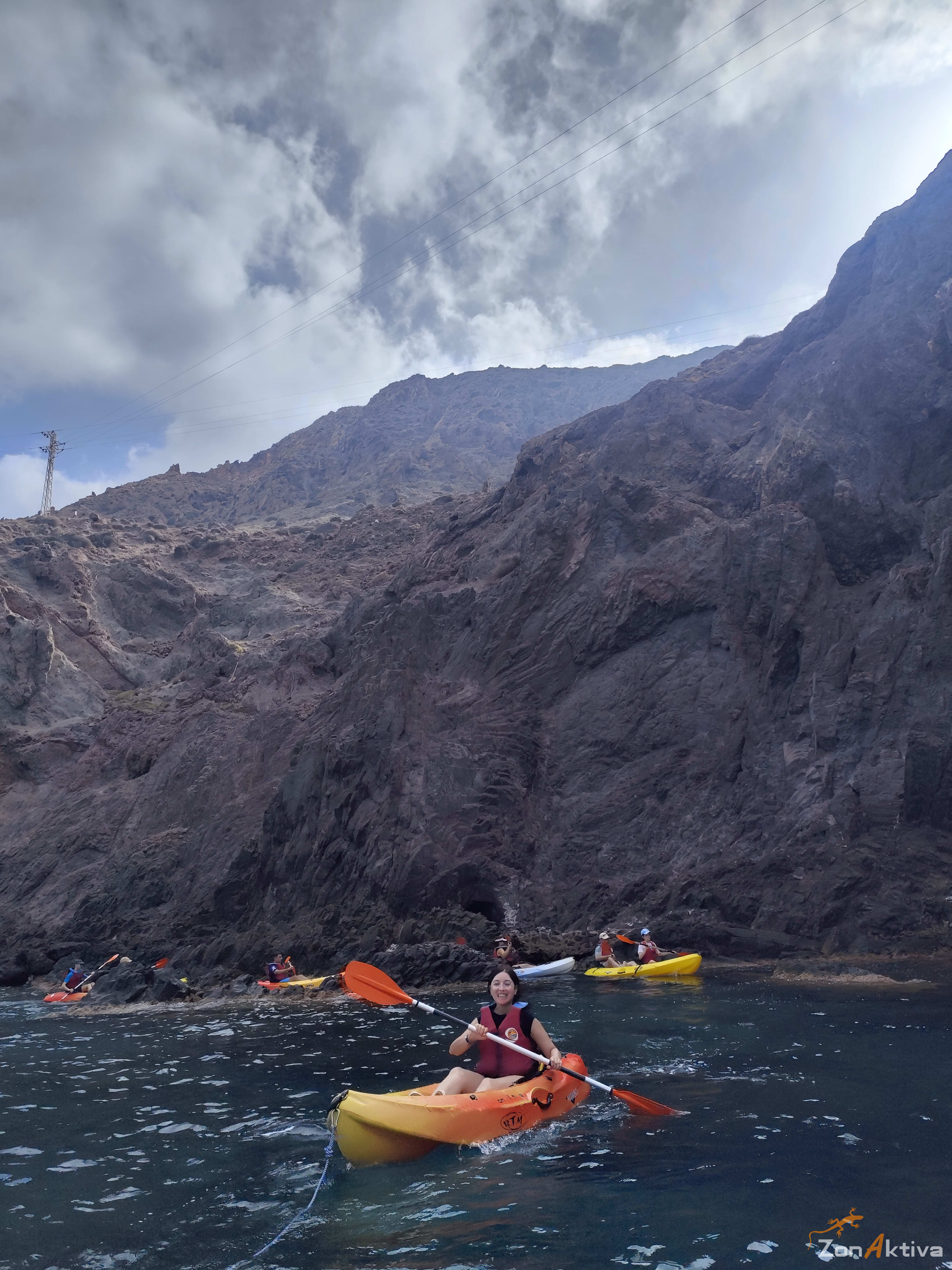 Kayaking in La Fabriquilla Arrecife de las Sirenas, Cabo de Gata – 30 July 2026 (photo 15)