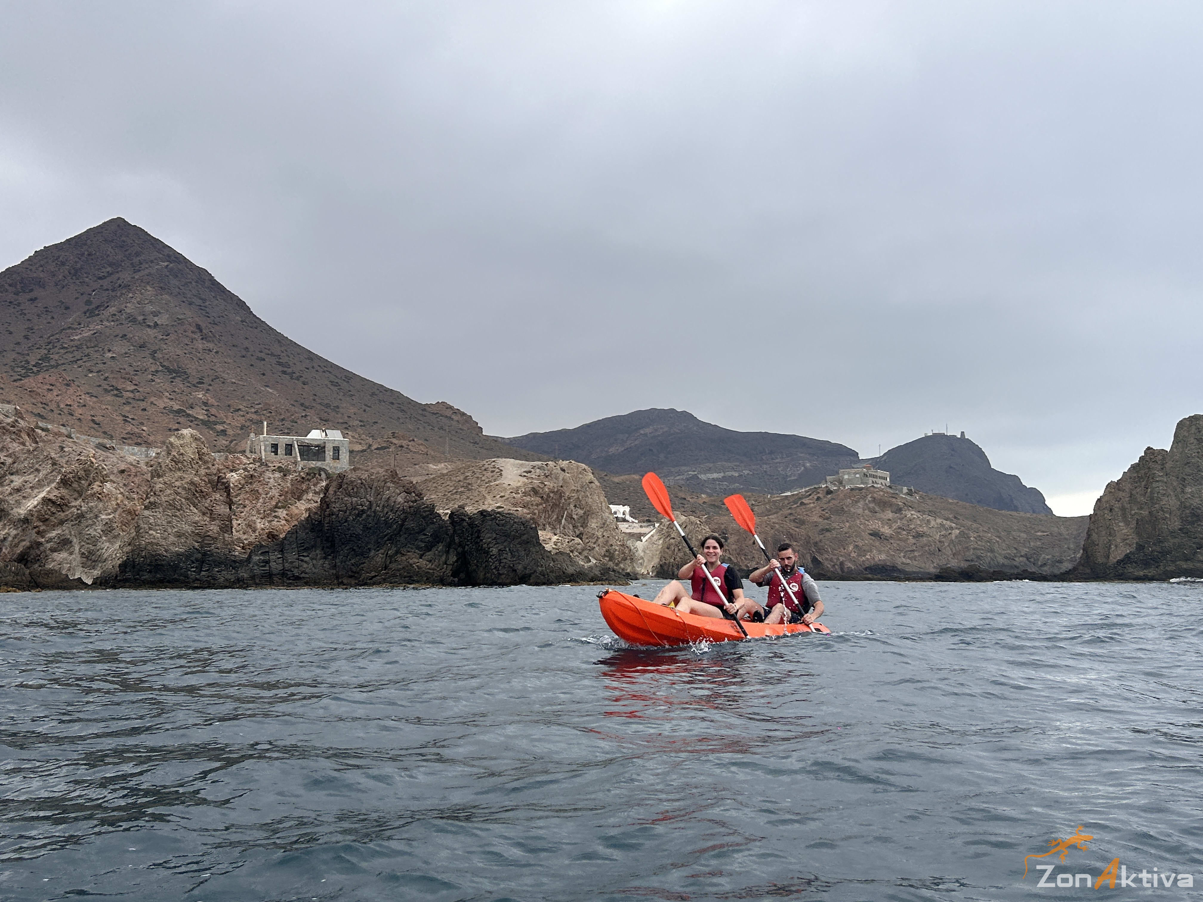 Kayaking in La Fabriquilla Arrecife de las Sirenas, Cabo de Gata – 31 July 2026 (photo 9)