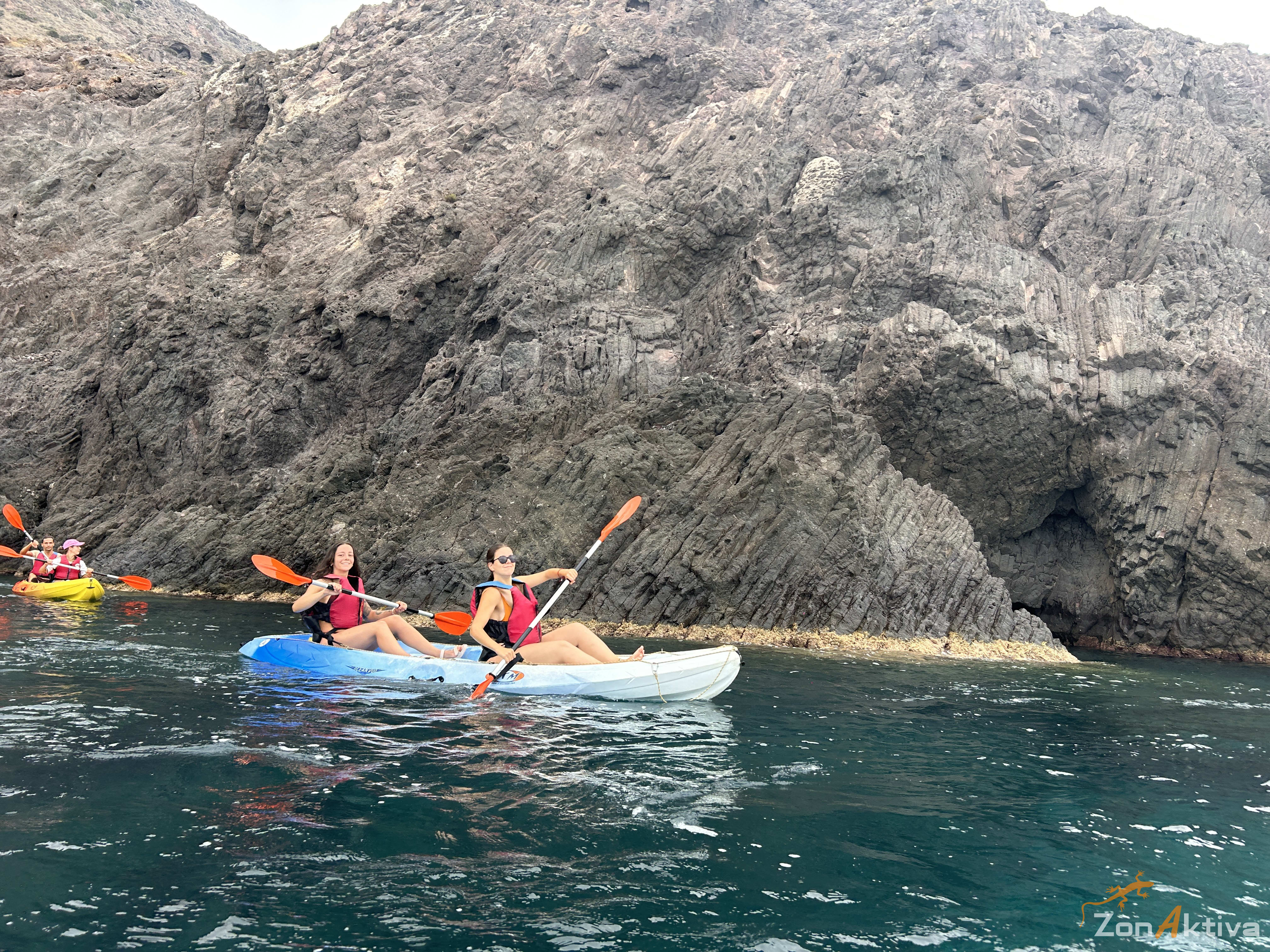 Kayaking in La Fabriquilla Arrecife de las Sirenas, Cabo de Gata – 31 July 2026 (photo 16)