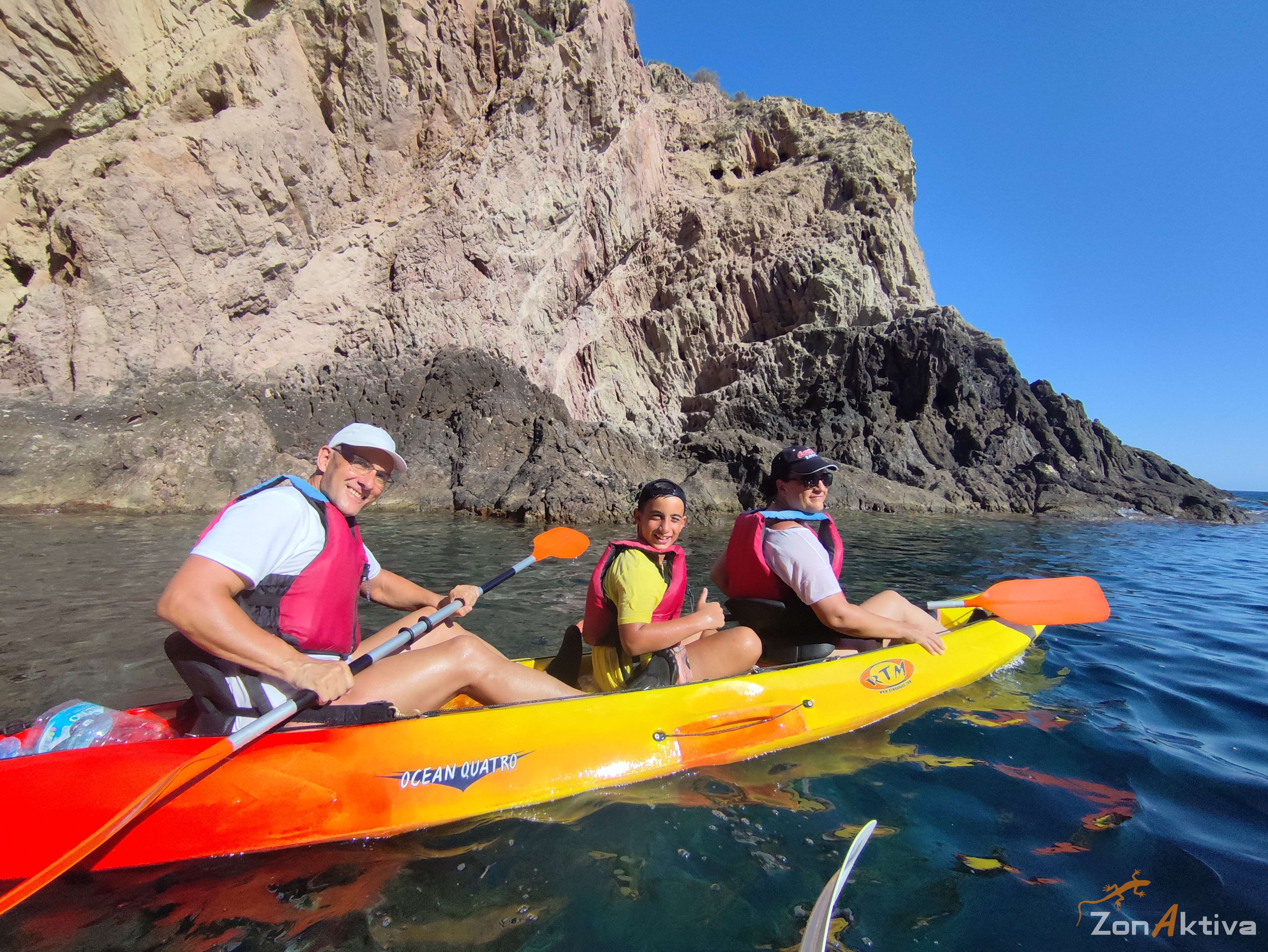 Kayaking in La Fabriquilla Arrecife de las Sirenas, Cabo de Gata – 7 August 2026 (photo 4)