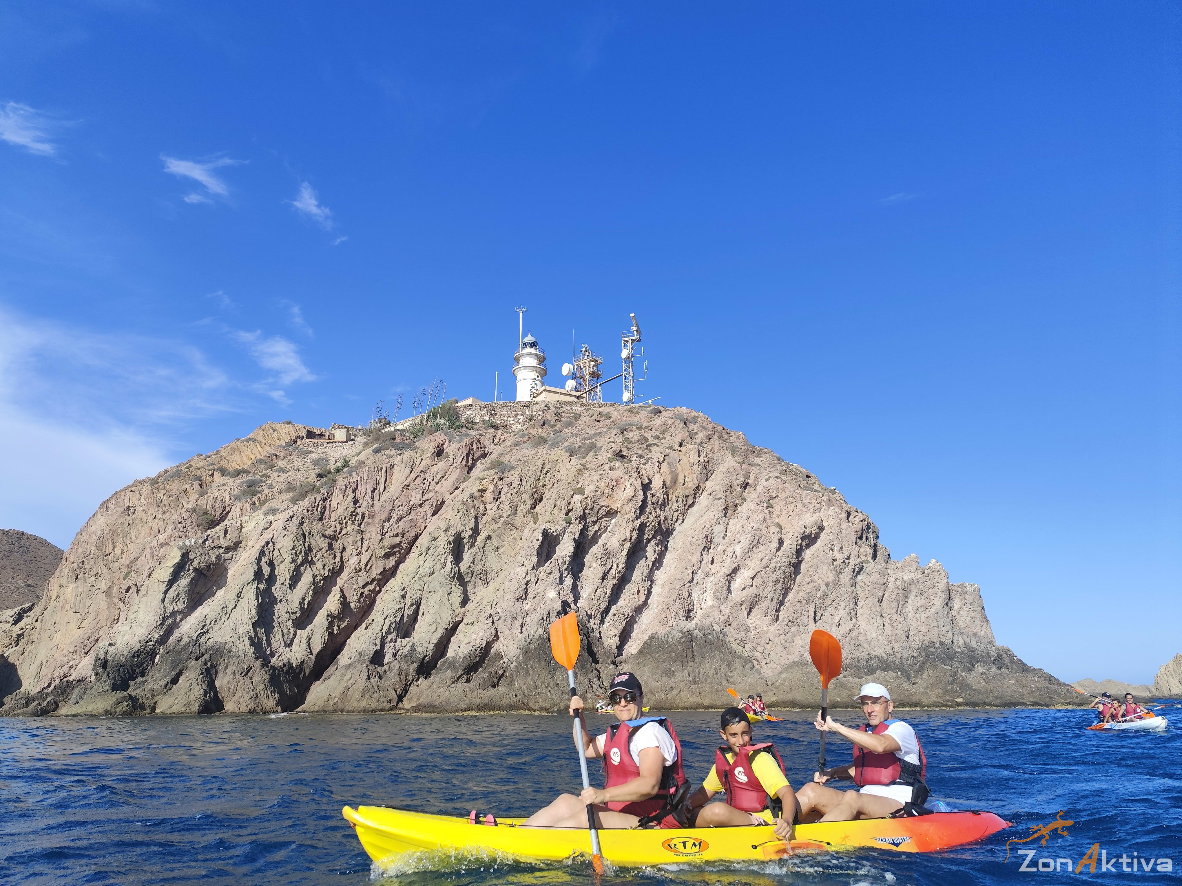 Kayaking in La Fabriquilla Arrecife de las Sirenas, Cabo de Gata – 7 August 2026 (photo 12)