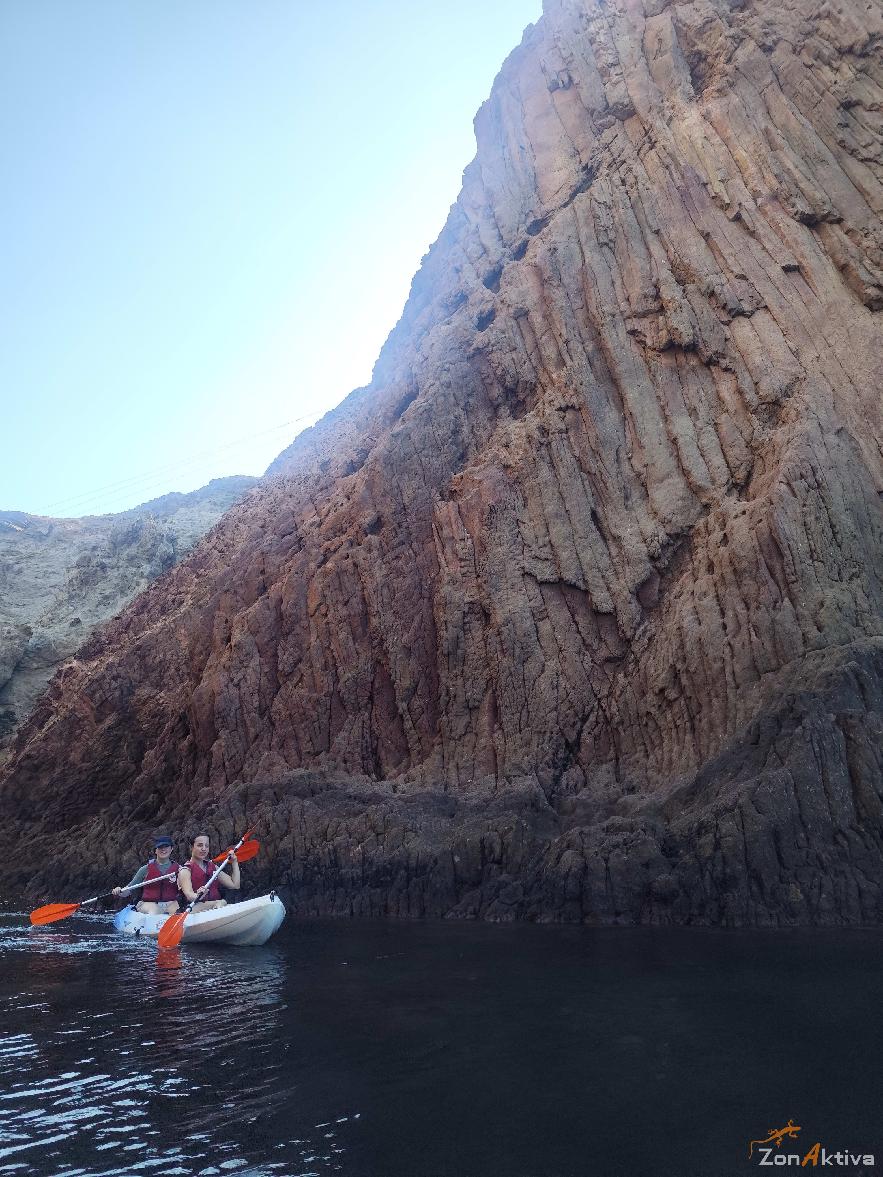 Kayaking in La Fabriquilla Arrecife de las Sirenas, Cabo de Gata – 7 August 2026 (photo 41)