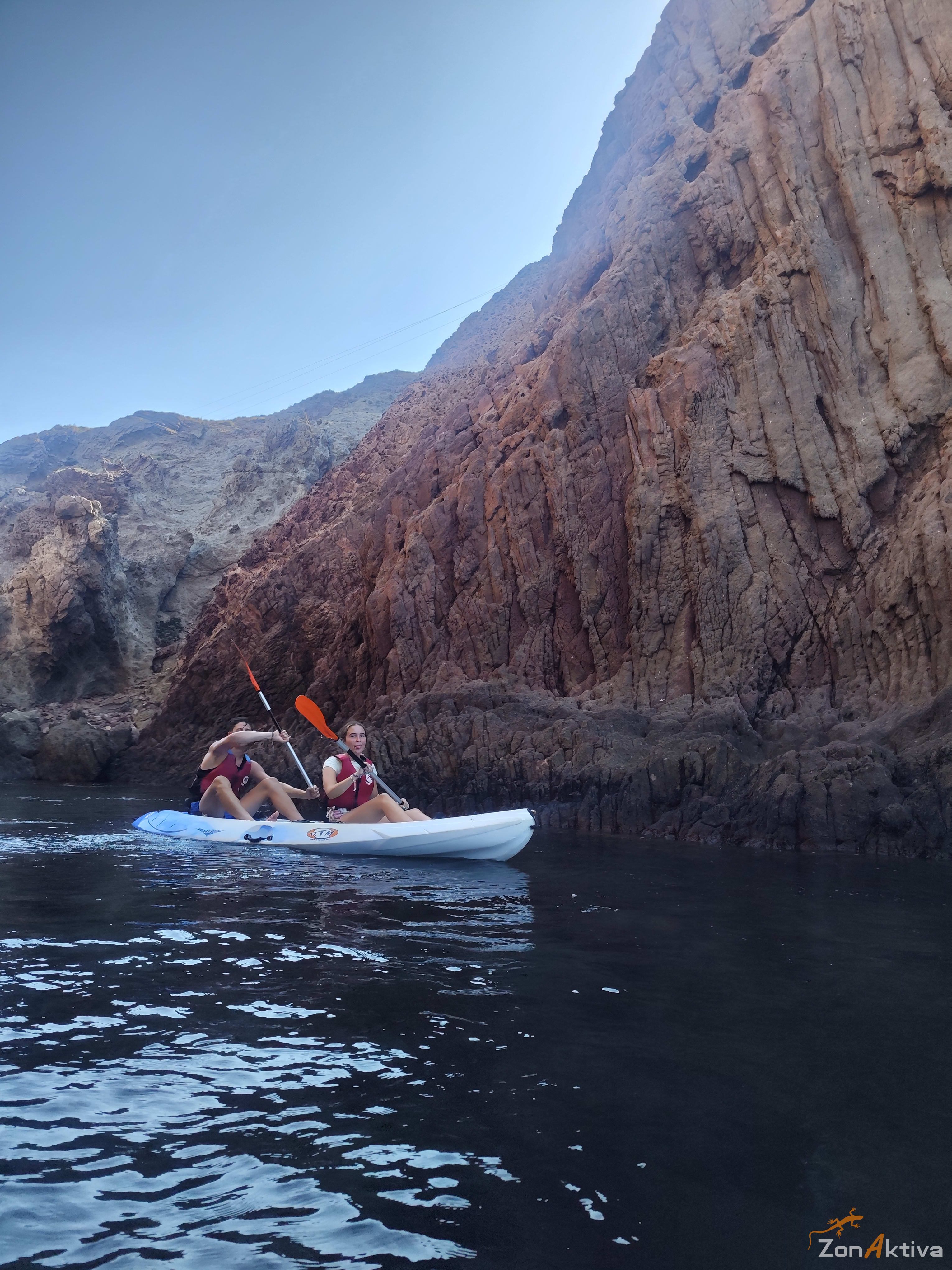Kayaking in La Fabriquilla Arrecife de las Sirenas, Cabo de Gata – 7 August 2026 (photo 46)