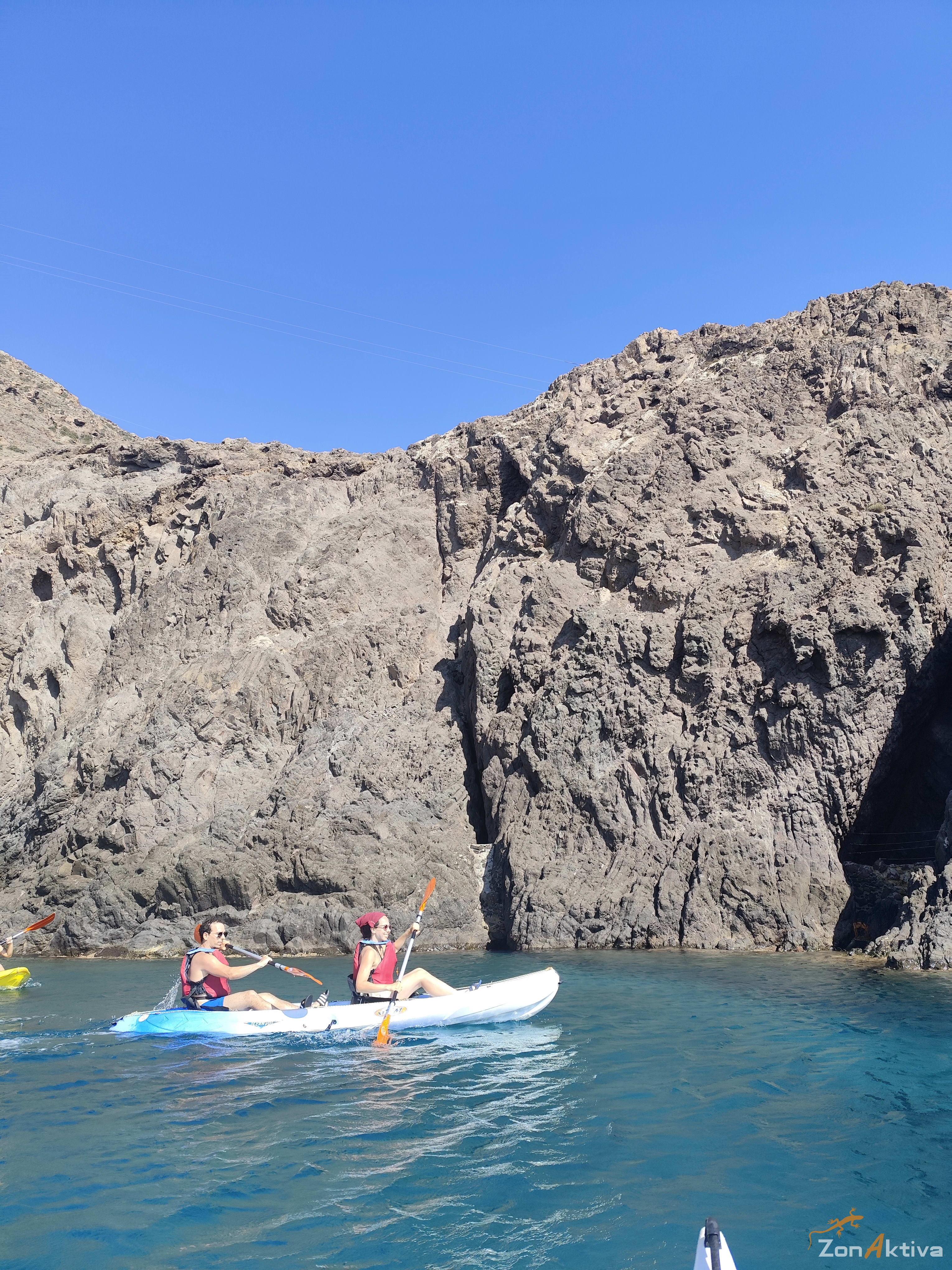 Kayaking in La Fabriquilla Arrecife de las Sirenas, Cabo de Gata – 7 August 2026 (photo 50)