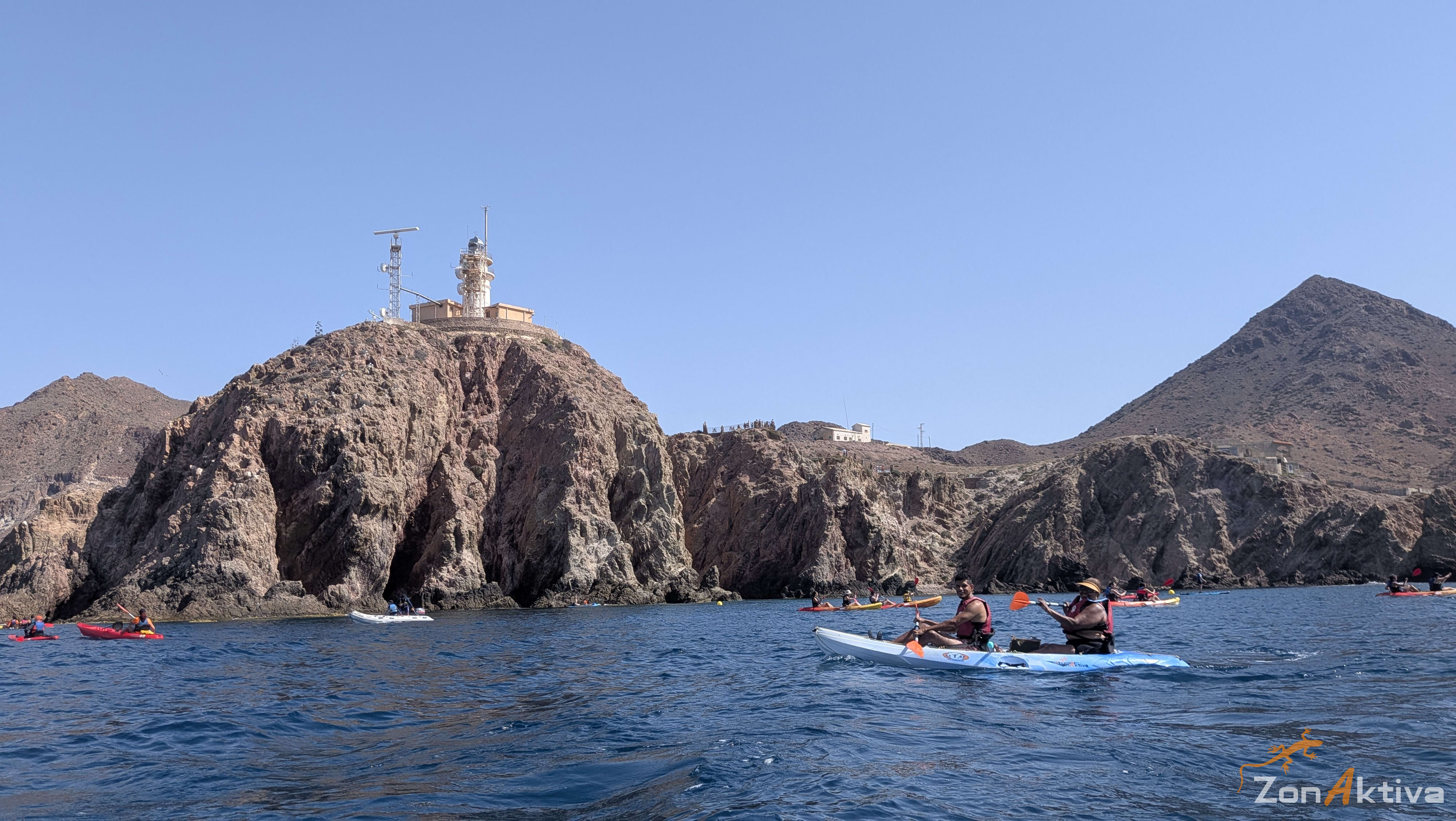 Kayaking in La Fabriquilla Arrecife de las Sirenas, Cabo de Gata – 8 August 2026 (photo 3)