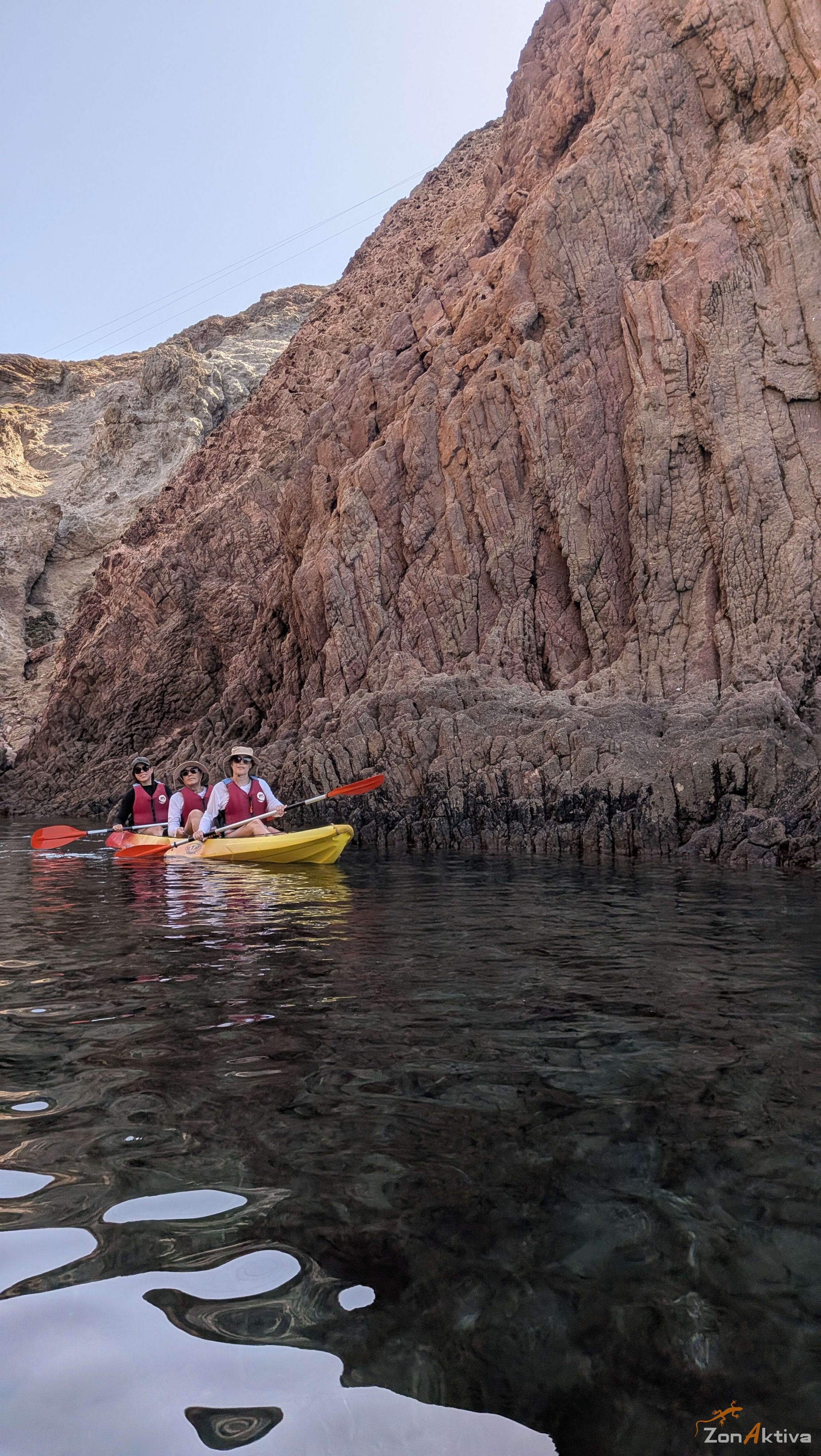 Kayaking in La Fabriquilla Arrecife de las Sirenas, Cabo de Gata – 8 August 2026 (photo 8)