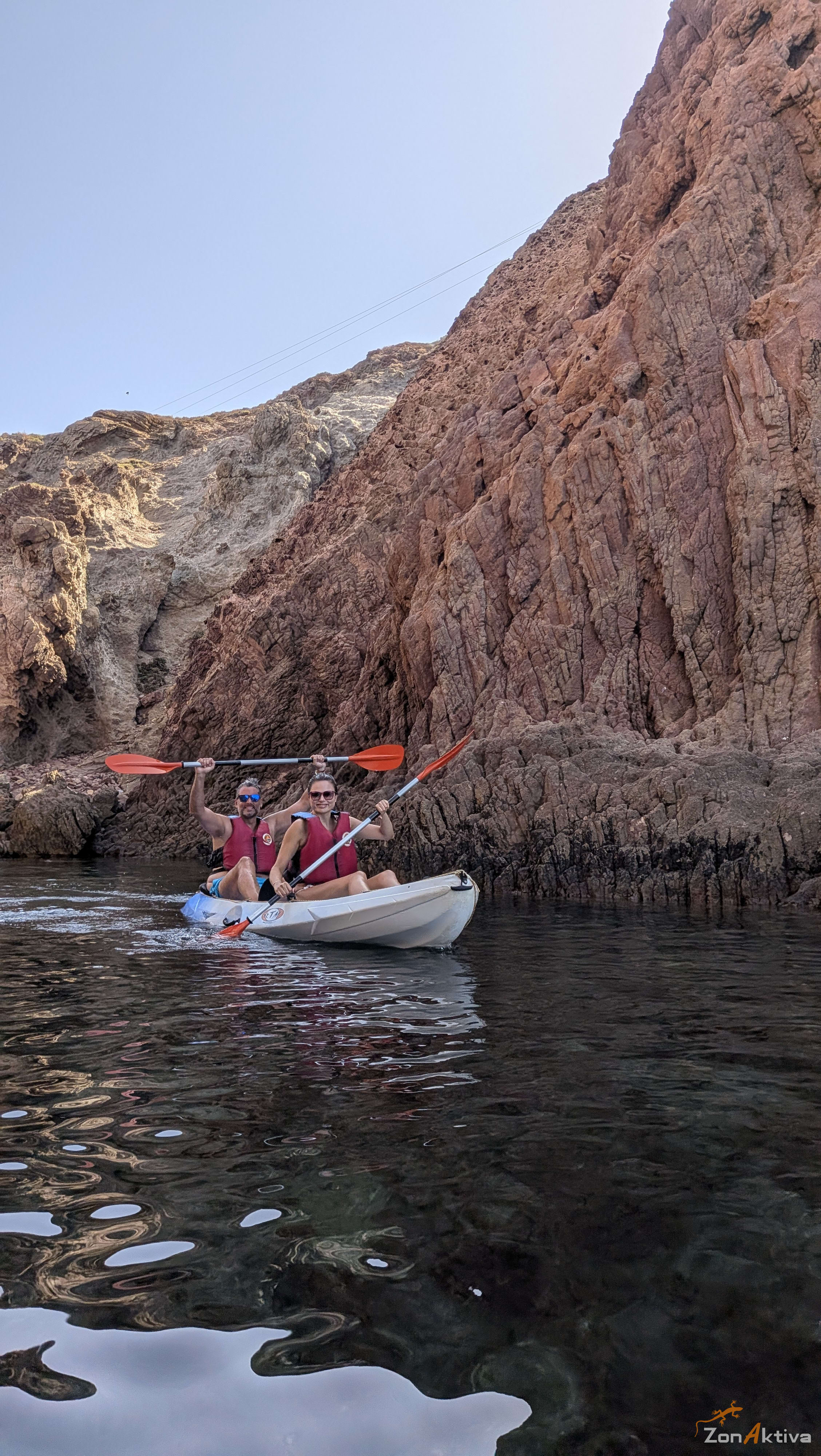 Kayaking in La Fabriquilla Arrecife de las Sirenas, Cabo de Gata – 8 August 2026 (photo 11)