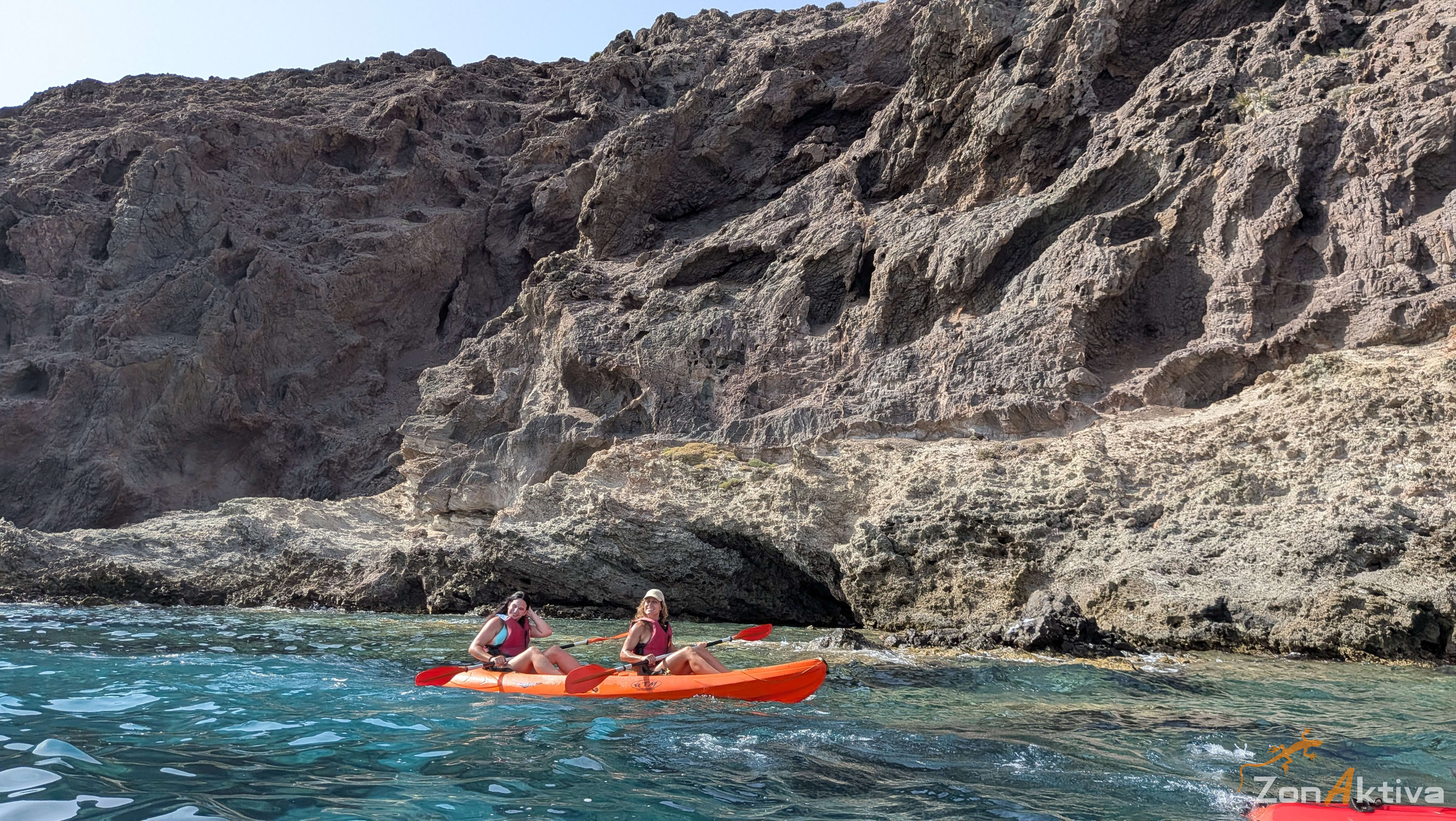 Kayaking in La Fabriquilla Arrecife de las Sirenas, Cabo de Gata – 8 August 2026 (photo 13)