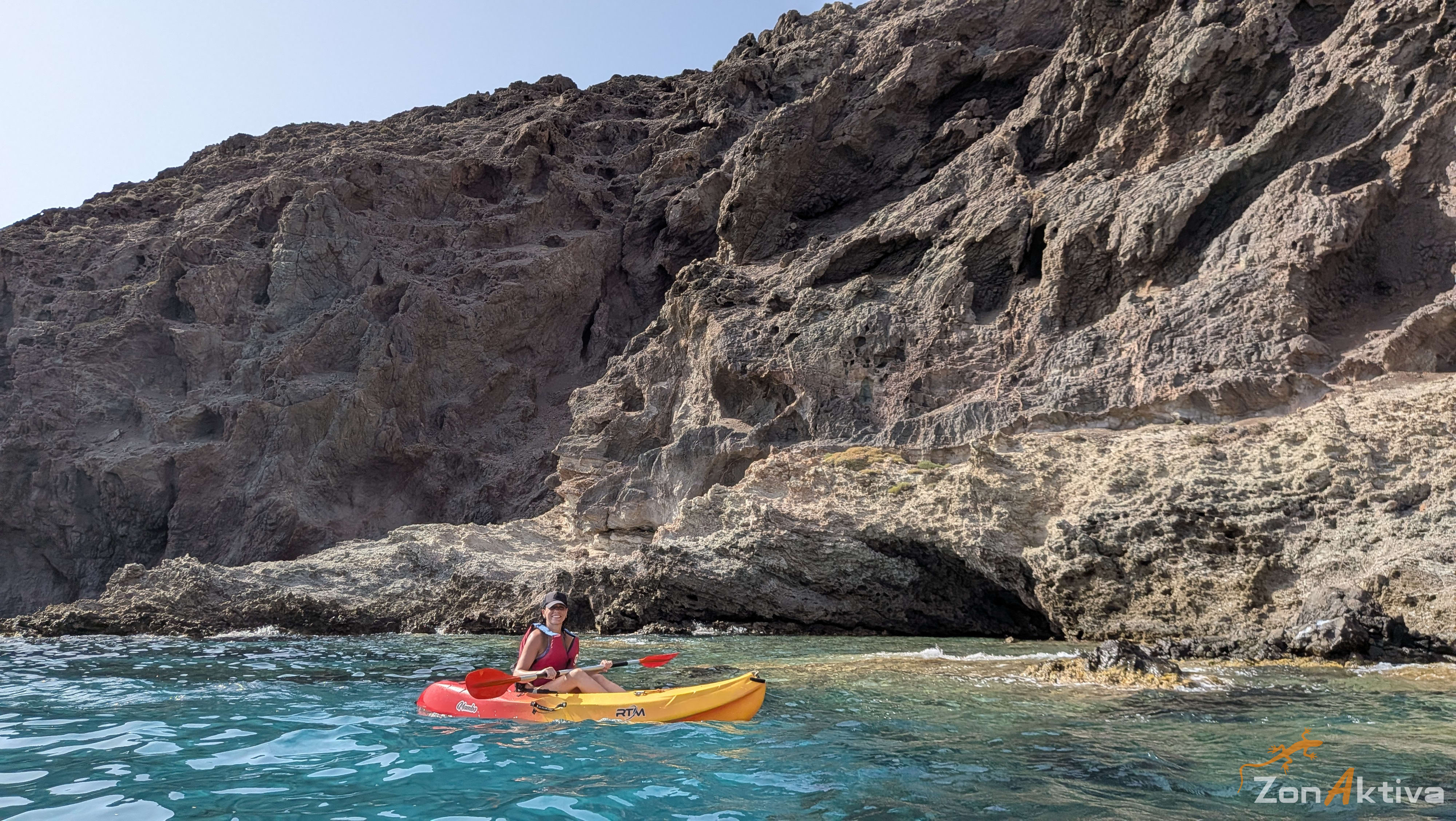 Kayaking in La Fabriquilla Arrecife de las Sirenas, Cabo de Gata – 8 August 2026 (photo 67)