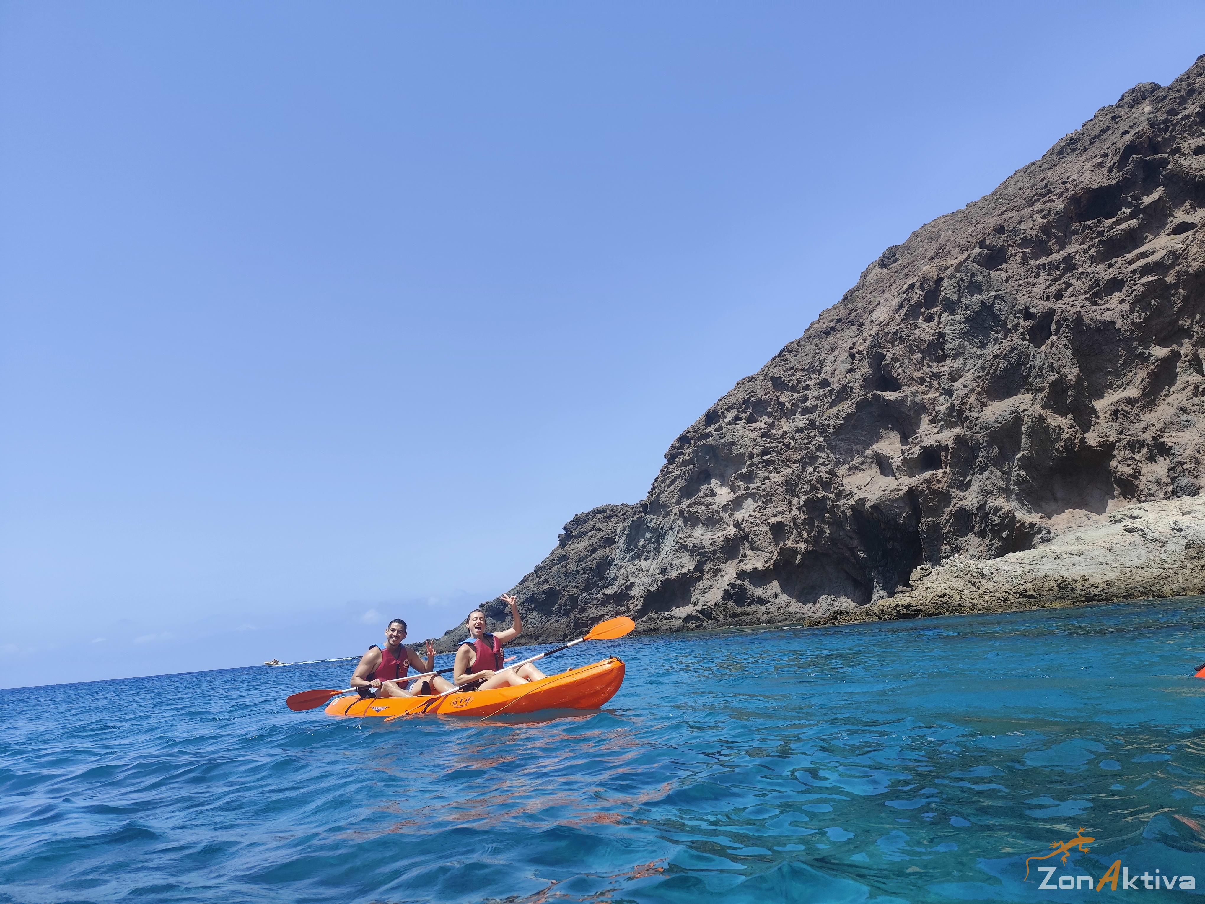 Kayaking in La Fabriquilla Arrecife de las Sirenas, Cabo de Gata – 9 August 2026 (photo 2)