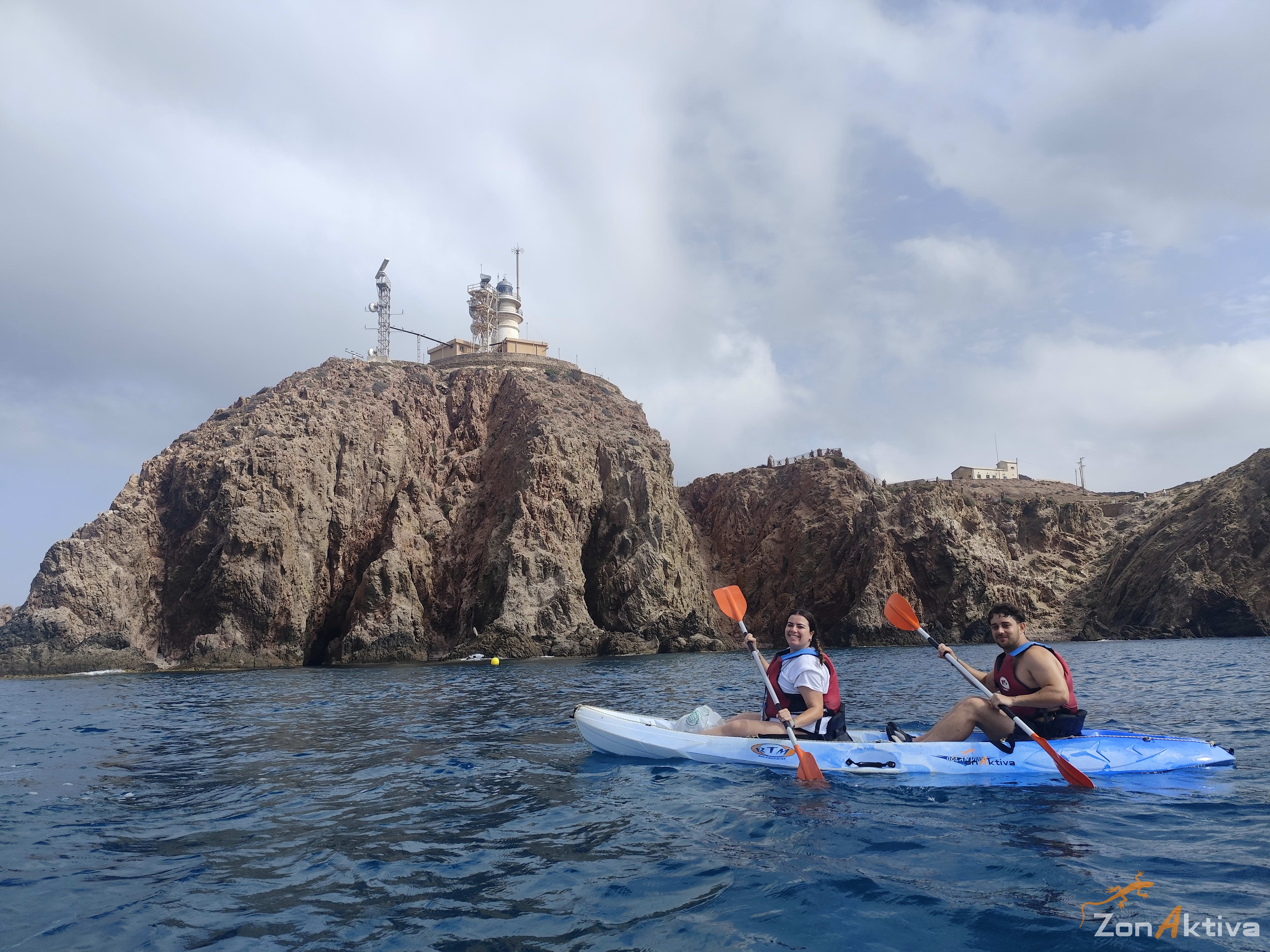 Kayaking in La Fabriquilla Arrecife de las Sirenas, Cabo de Gata – 10 August 2026 (photo 3)