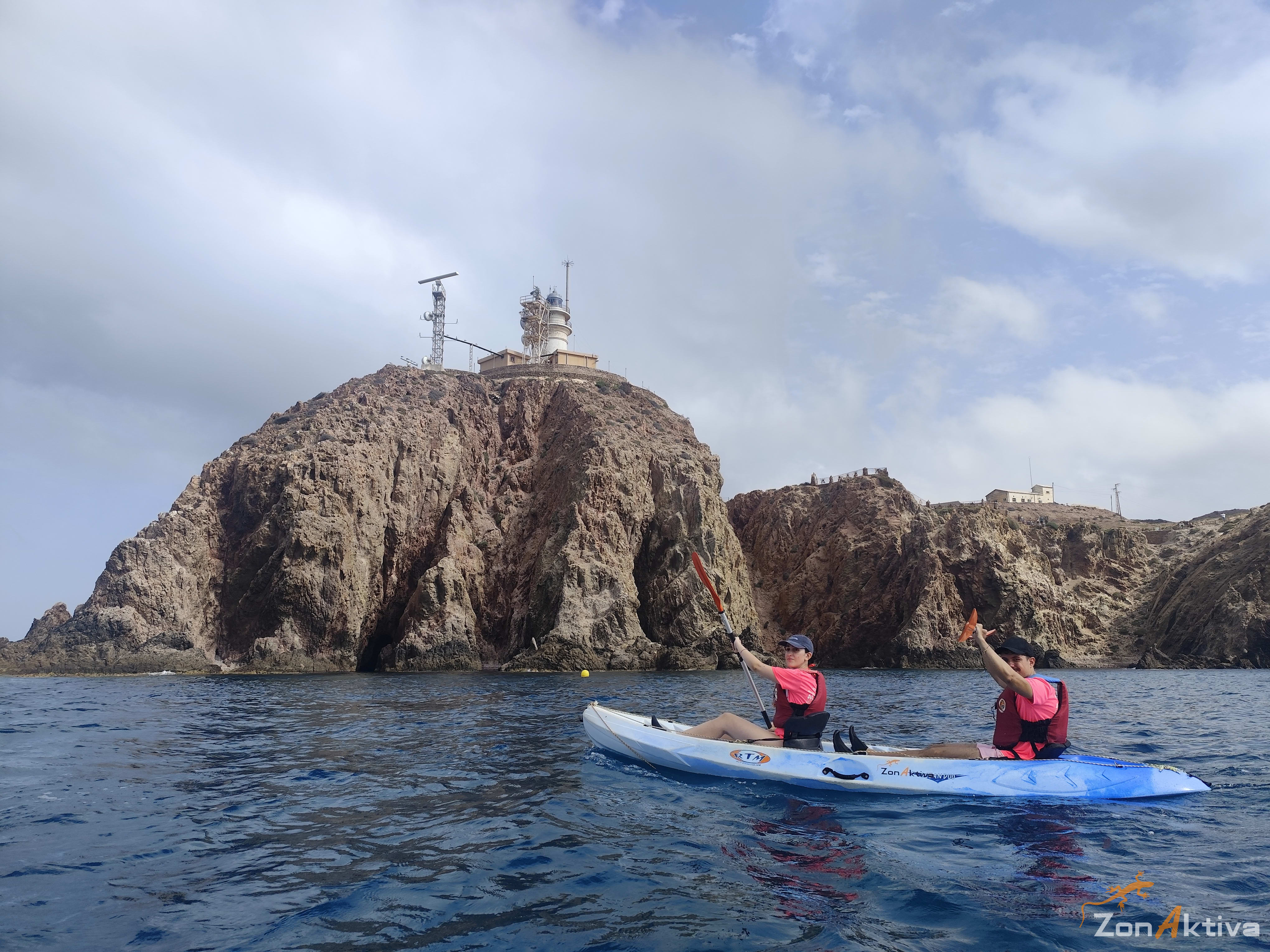 Kayaking in La Fabriquilla Arrecife de las Sirenas, Cabo de Gata – 10 August 2026 (photo 5)