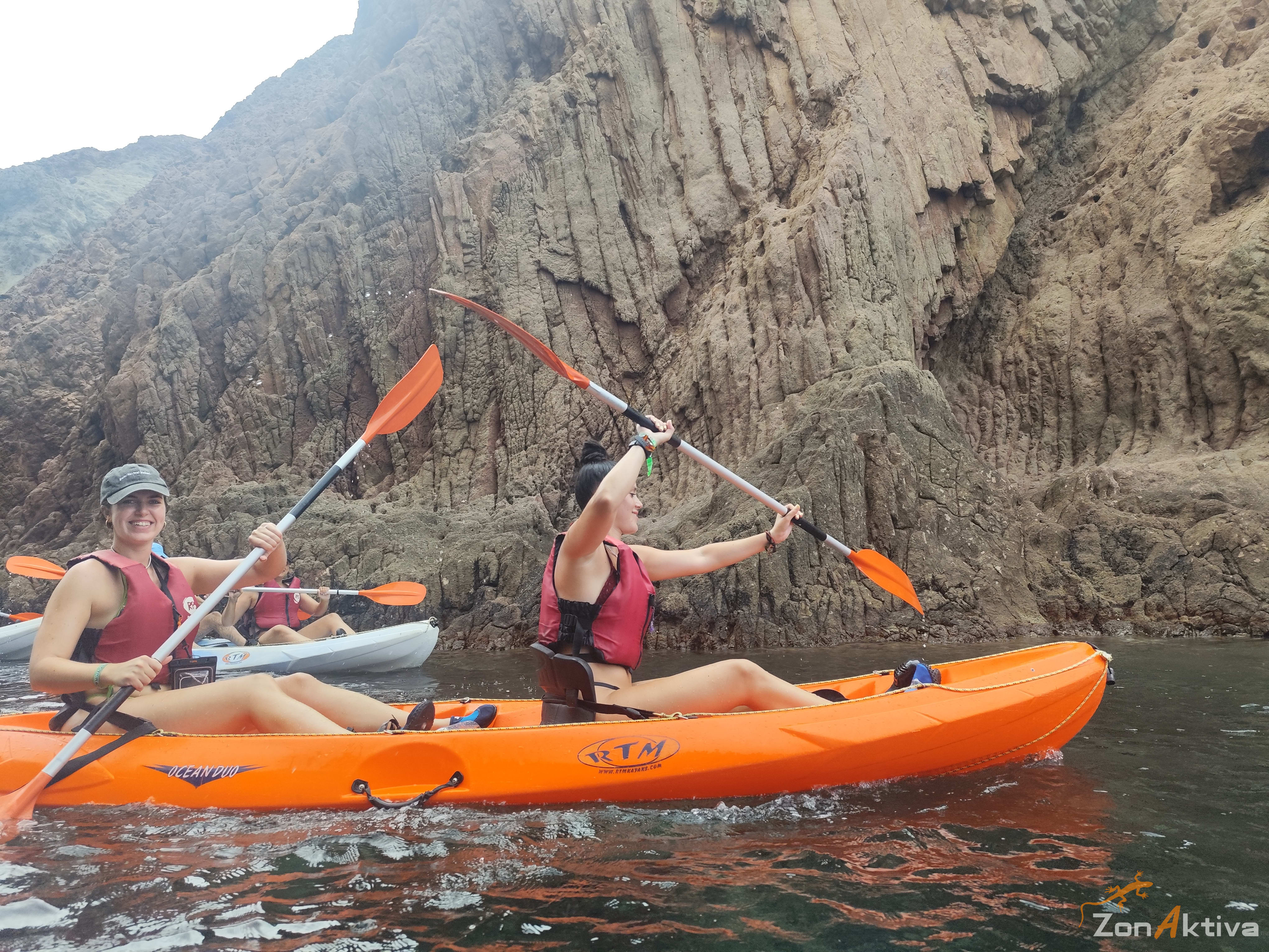 Kayaking in La Fabriquilla Arrecife de las Sirenas, Cabo de Gata – 10 August 2026 (photo 9)