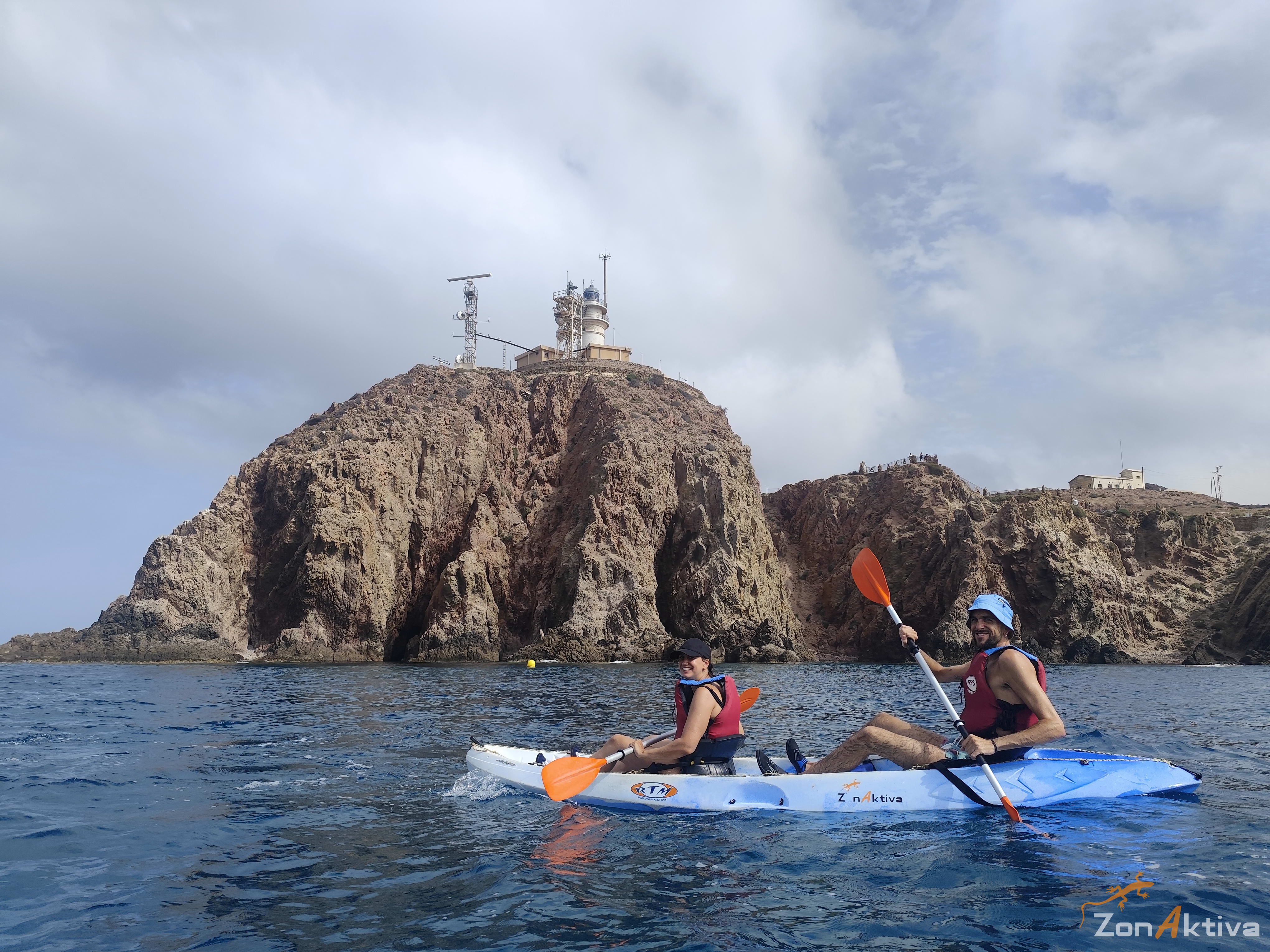 Kayaking in La Fabriquilla Arrecife de las Sirenas, Cabo de Gata – 10 August 2026 (photo 10)