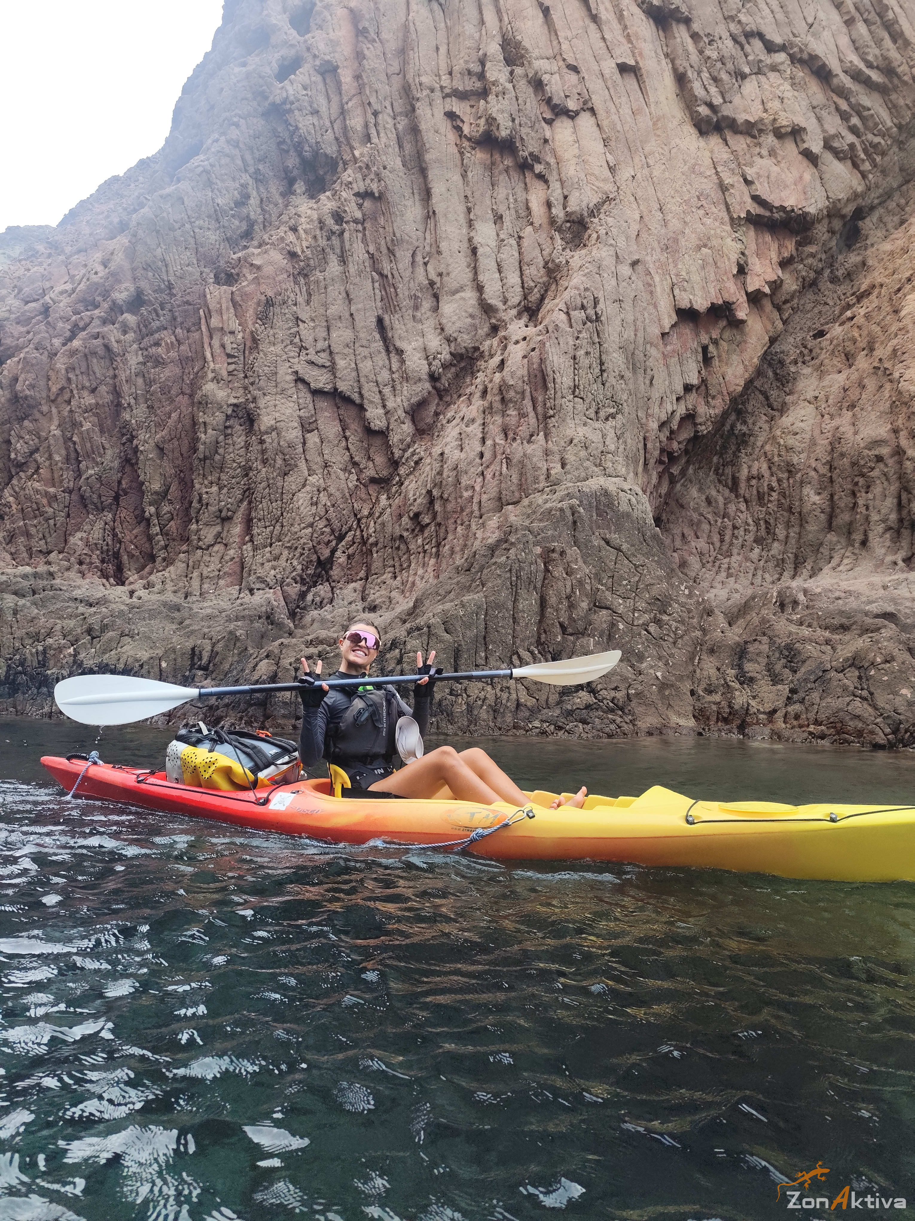 Kayaking in La Fabriquilla Arrecife de las Sirenas, Cabo de Gata – 10 August 2026 (photo 11)