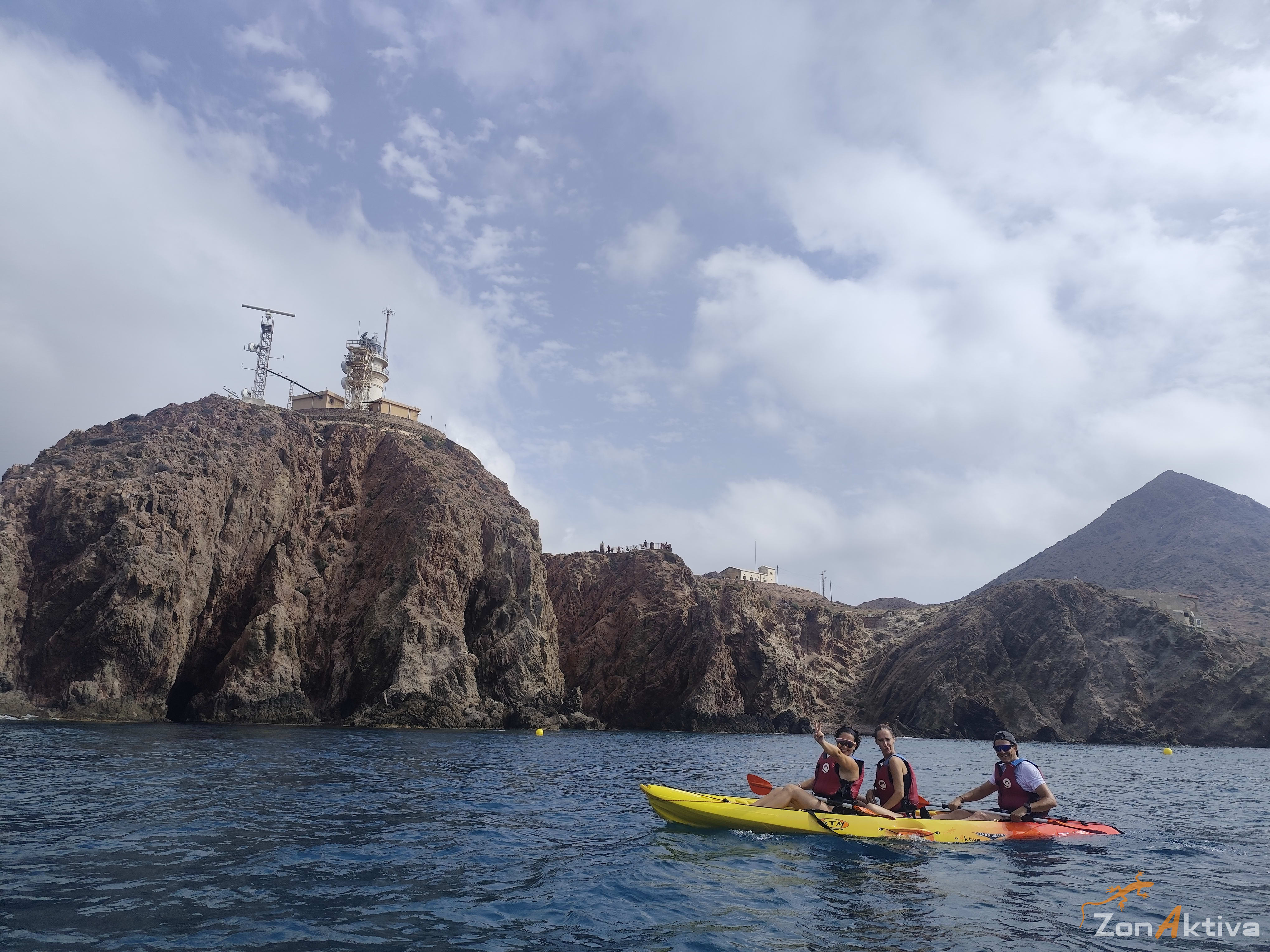 Kayaking in La Fabriquilla Arrecife de las Sirenas, Cabo de Gata – 10 August 2026 (photo 15)