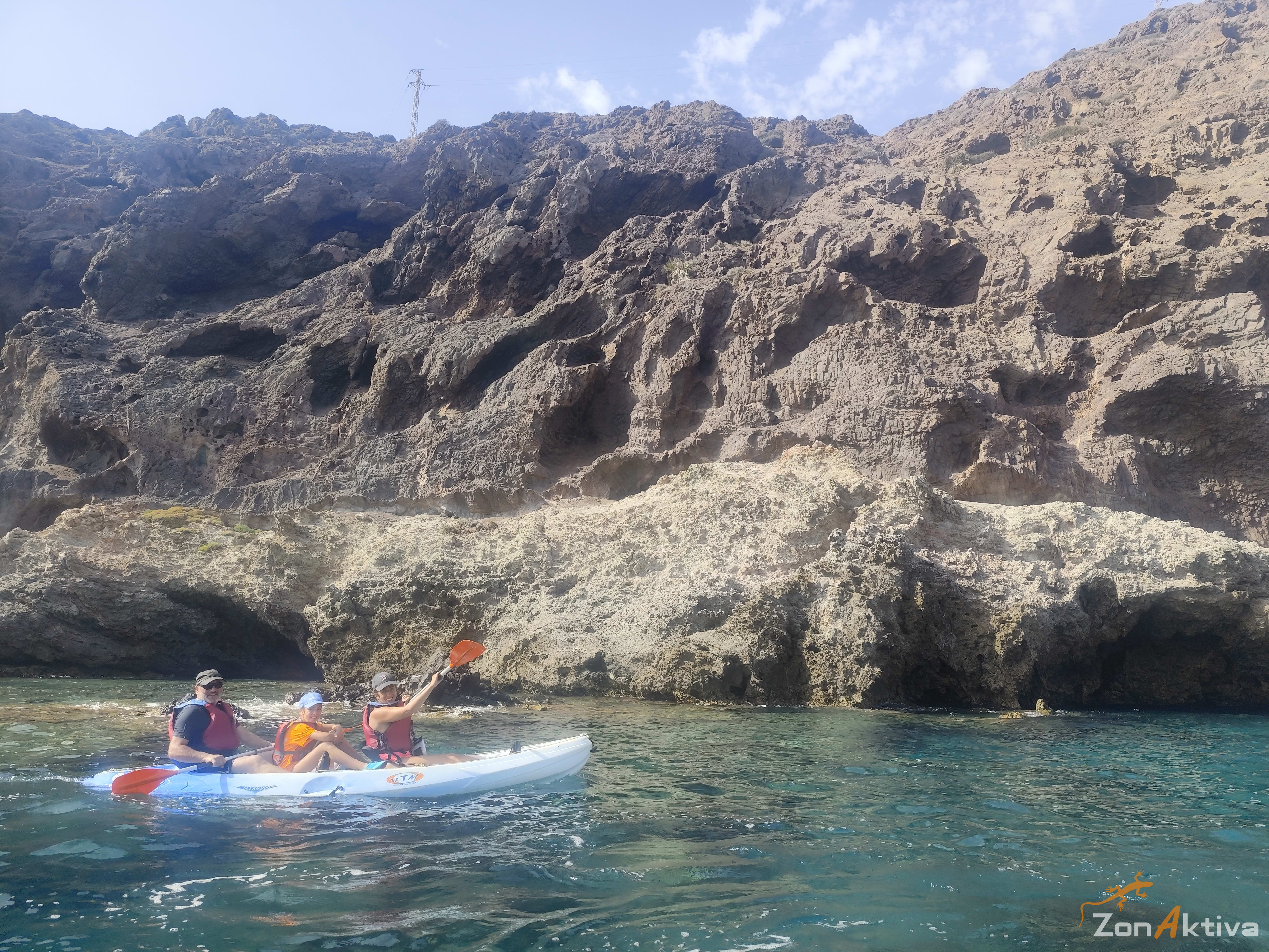 Kayaking in La Fabriquilla Arrecife de las Sirenas, Cabo de Gata – 10 August 2026 (photo 20)