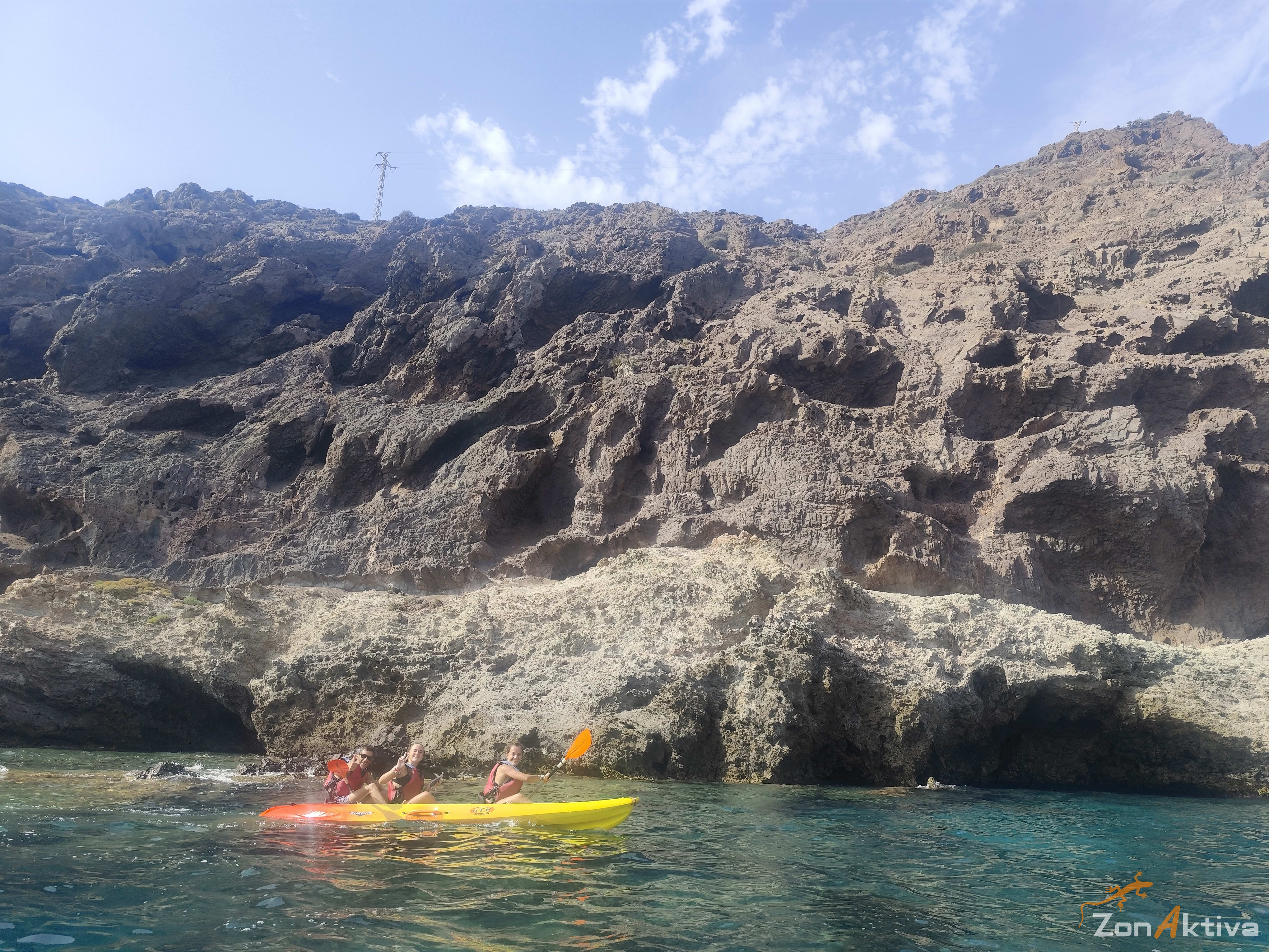 Kayaking in La Fabriquilla Arrecife de las Sirenas, Cabo de Gata – 10 August 2026 (photo 26)