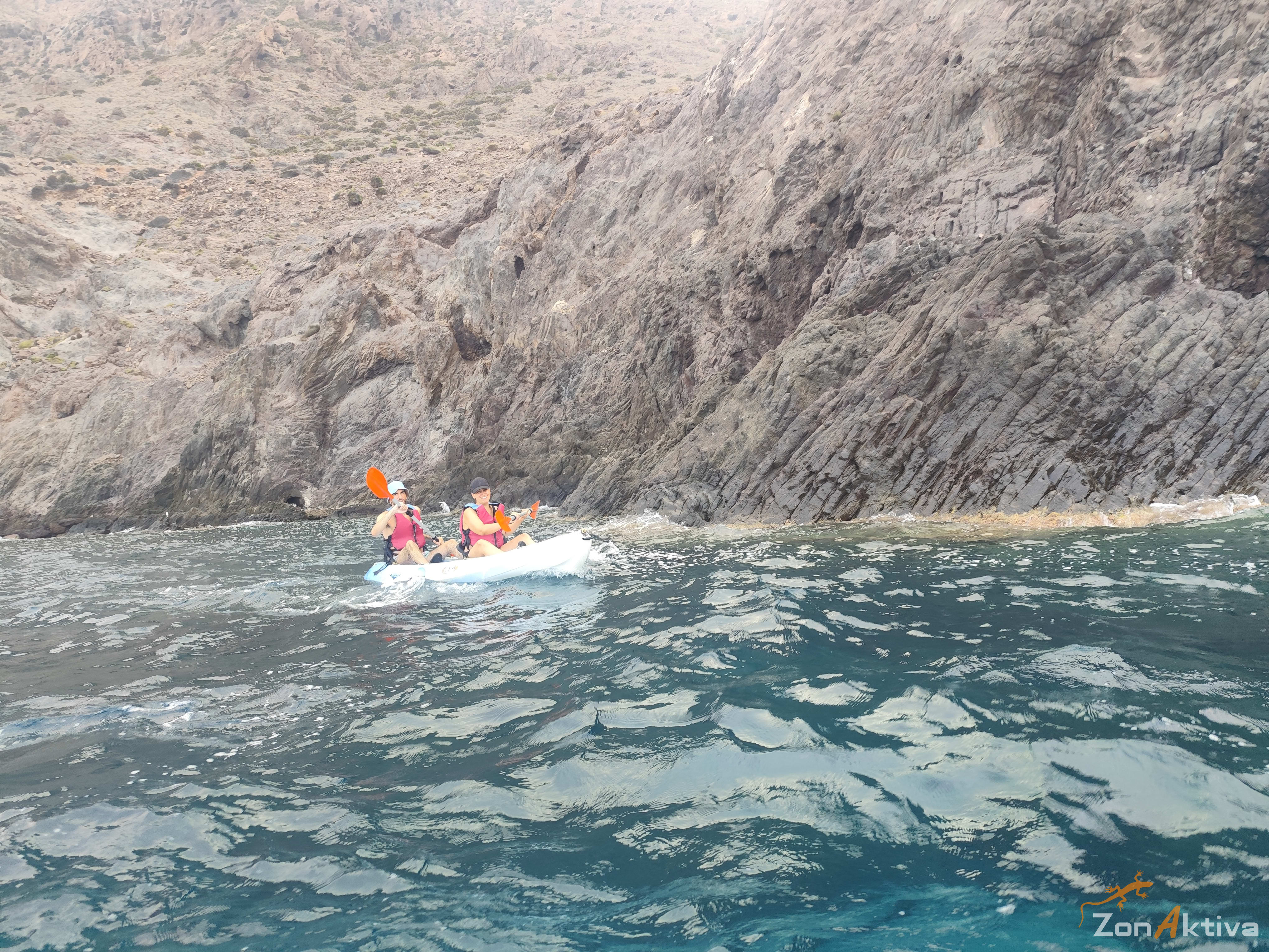 Kayaking in La Fabriquilla Arrecife de las Sirenas, Cabo de Gata – 10 August 2026 (photo 32)
