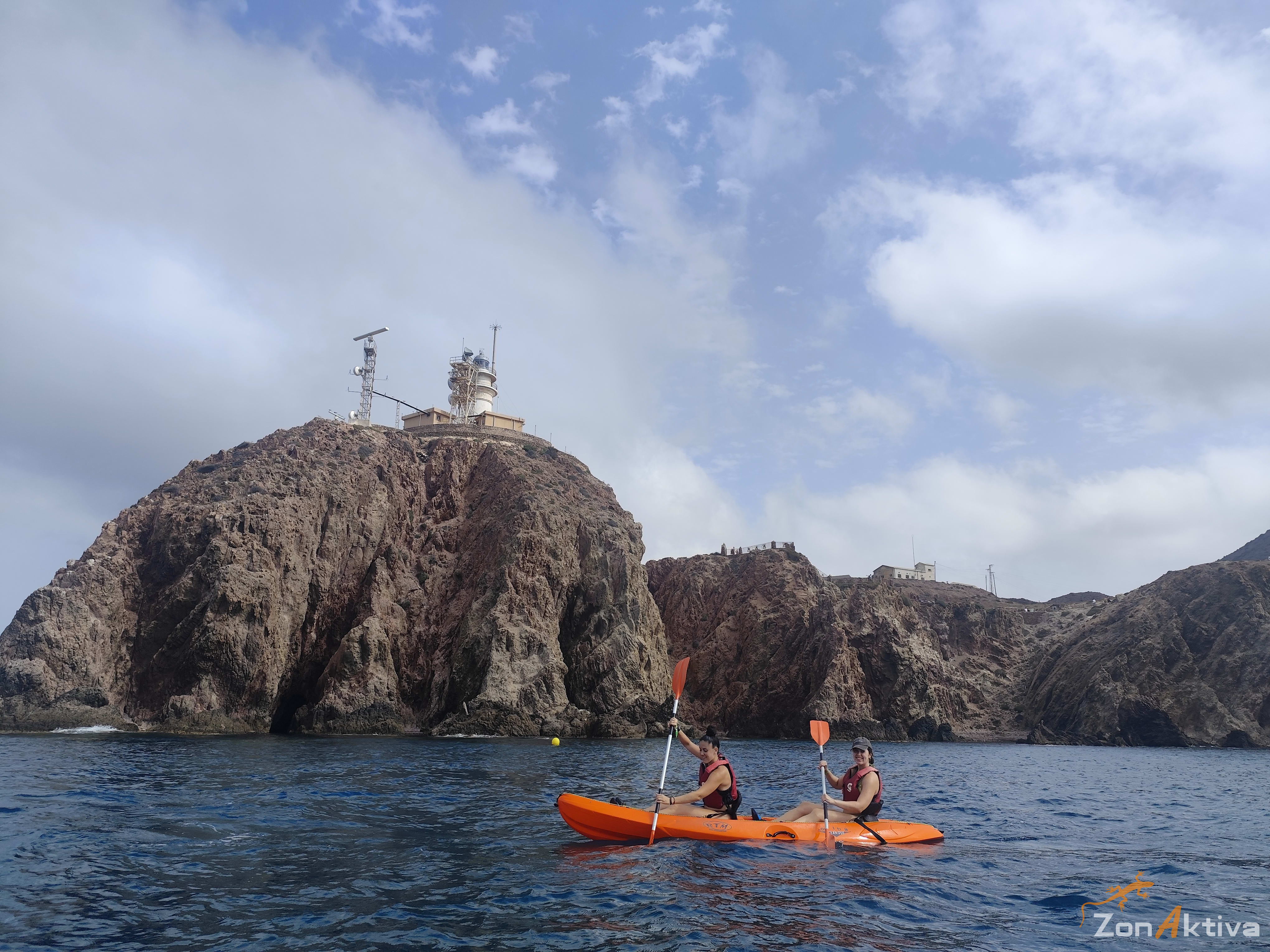 Kayaking in La Fabriquilla Arrecife de las Sirenas, Cabo de Gata – 10 August 2026 (photo 44)