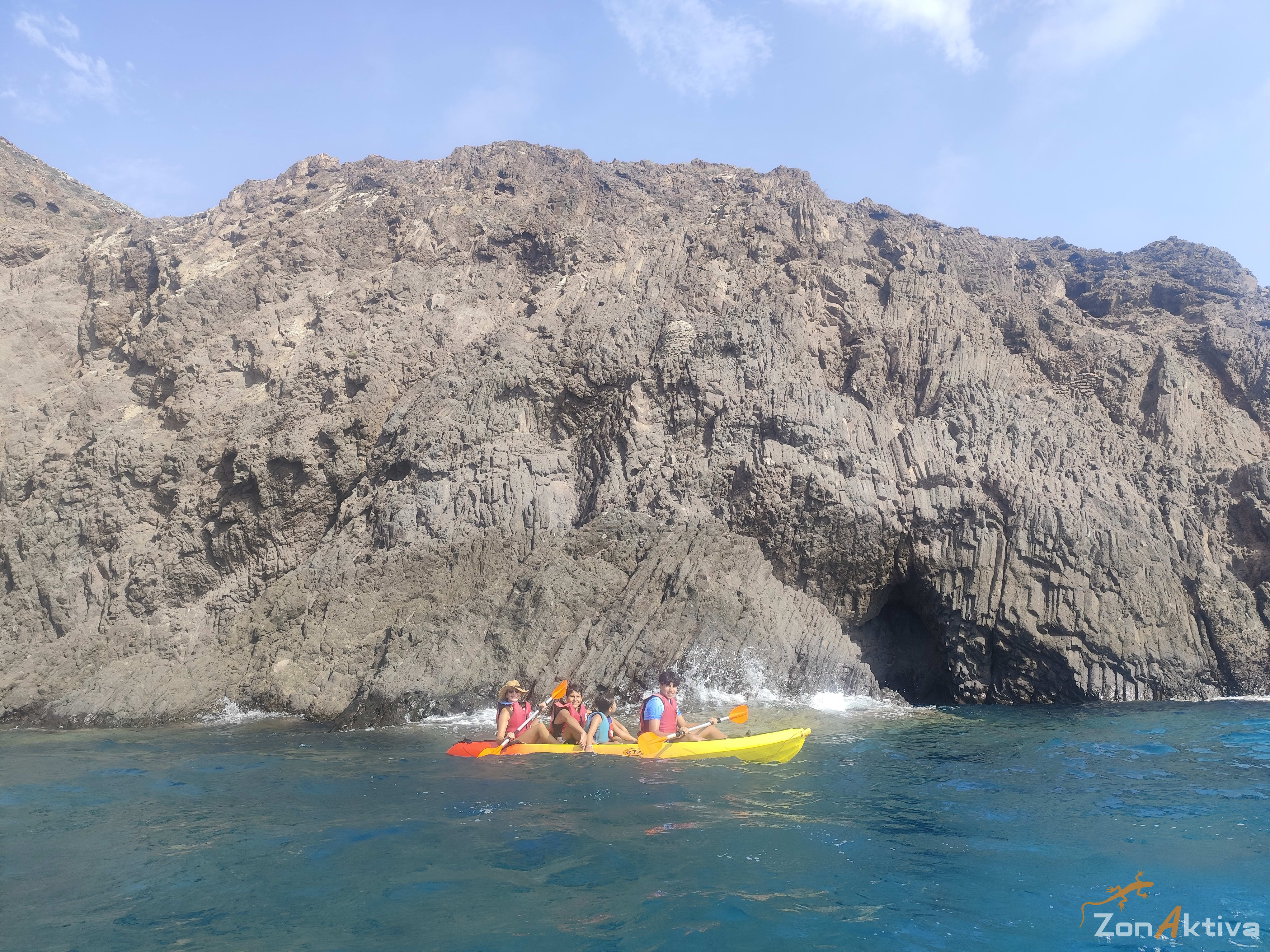Kayaking in La Fabriquilla Arrecife de las Sirenas, Cabo de Gata – 10 August 2026 (photo 101)